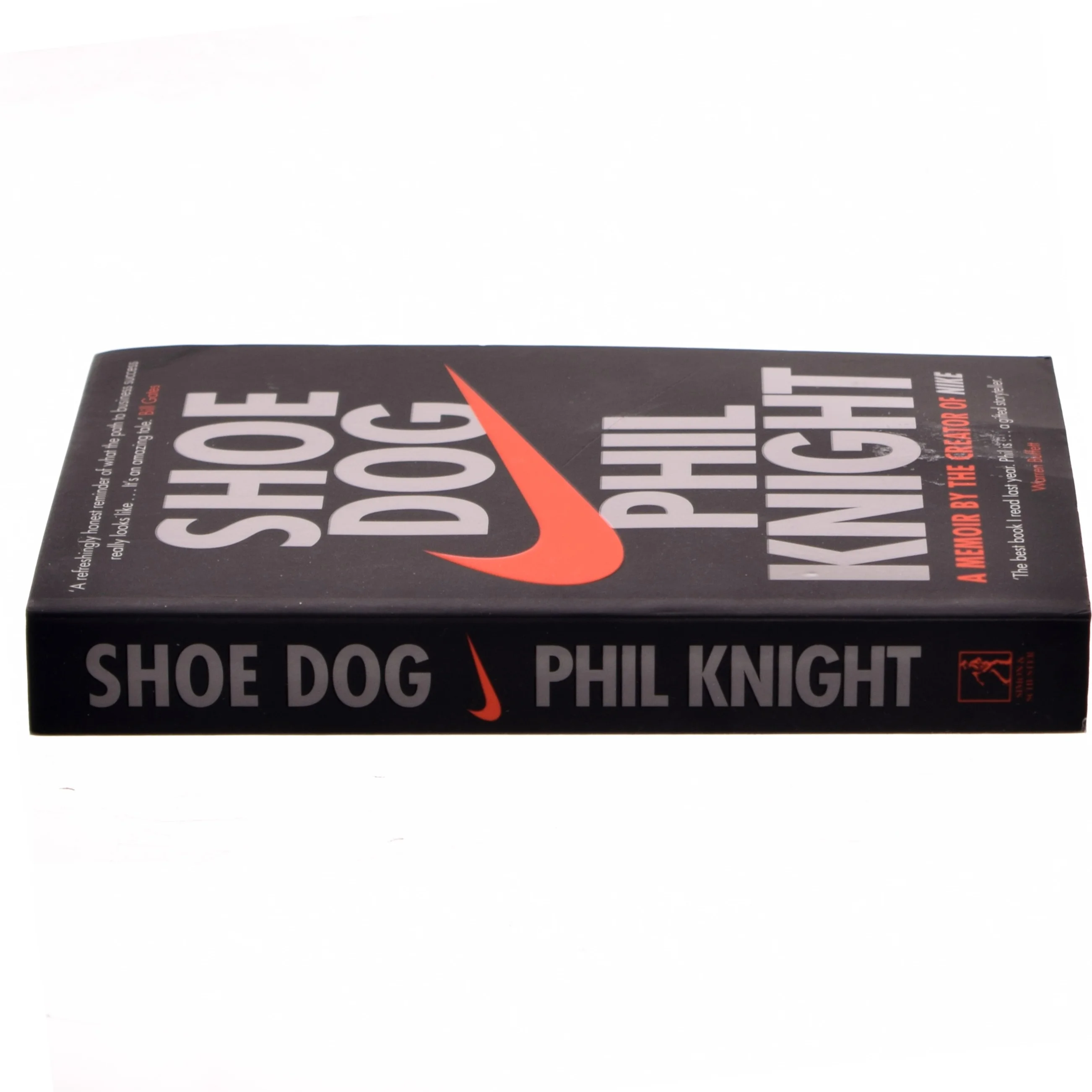 Shoe dog : a memoir by the creator of Nike af Philip H. Knight (1938-) (Bog)