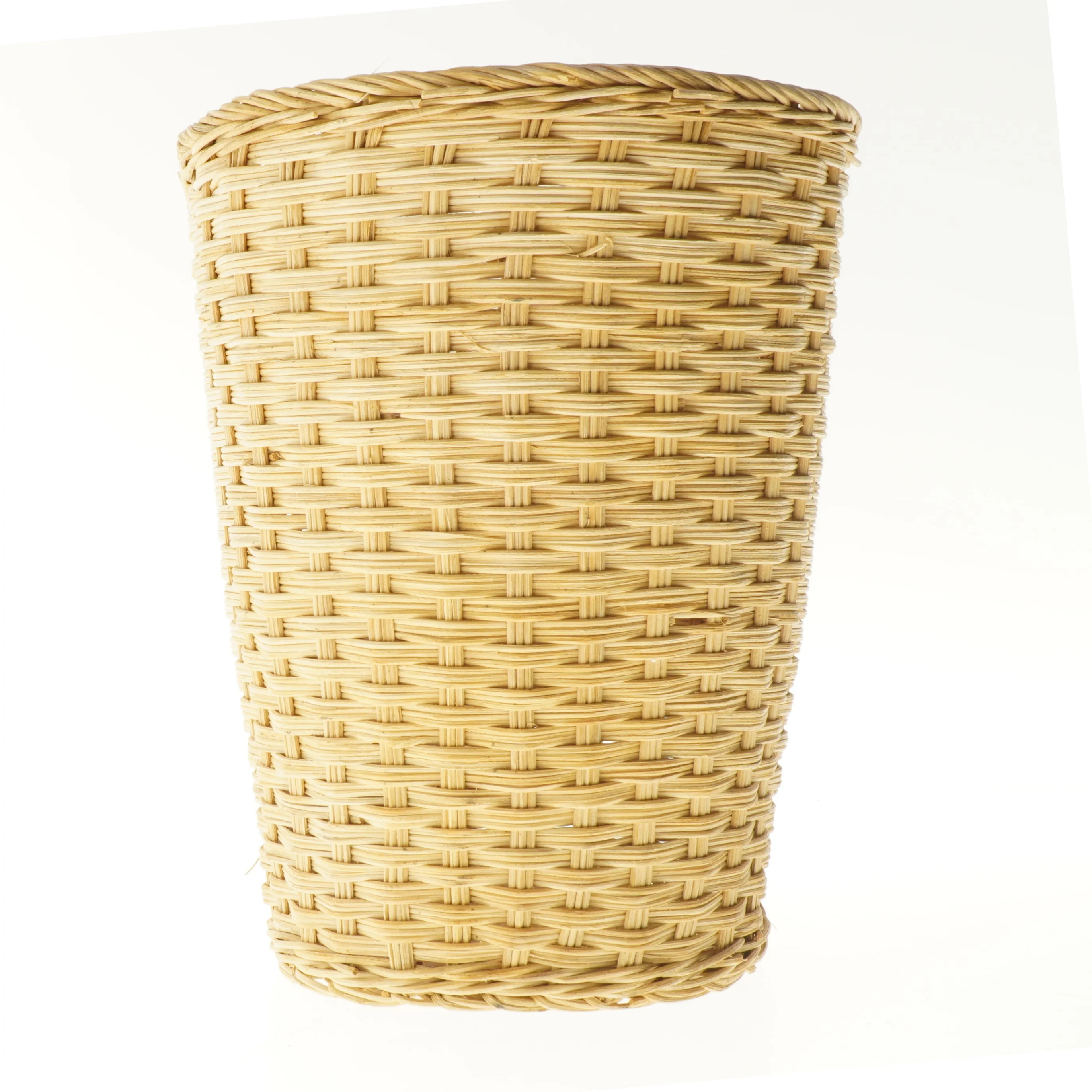 Flettet kurv (str. 30x38 cm)