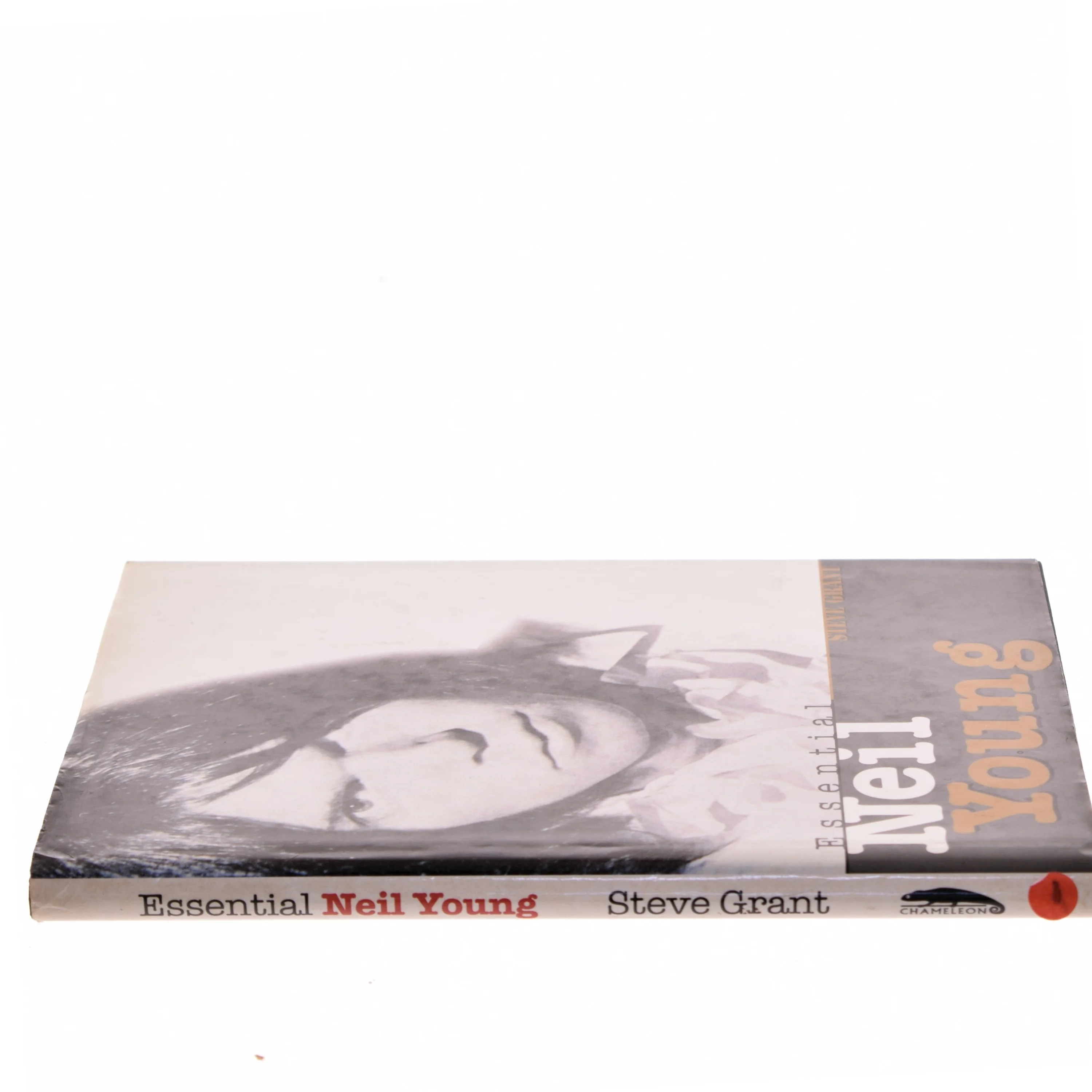 Essential Neil Young af Steve Grant (Bog)