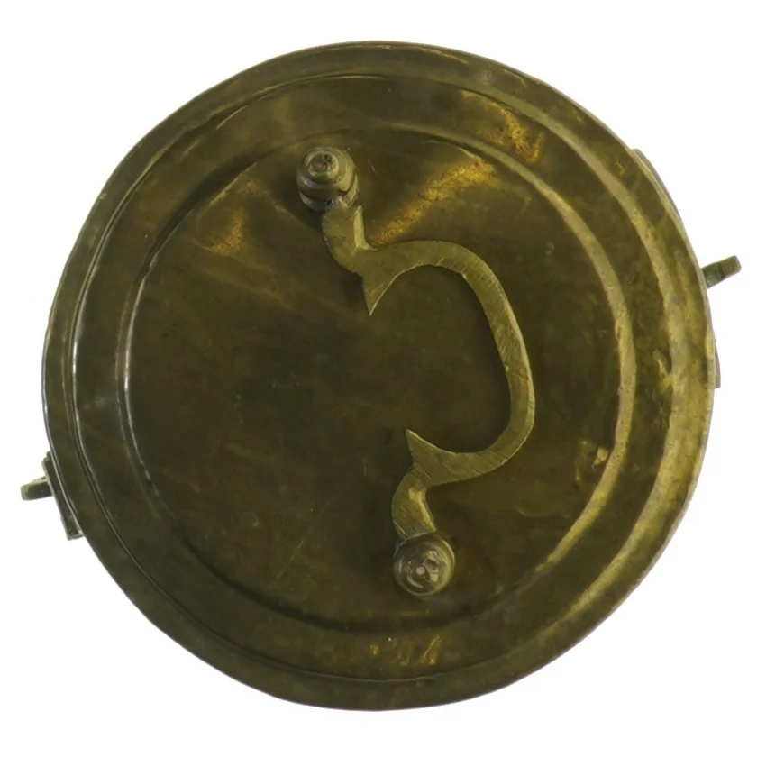 Messing æske med låg (str. 11 x 7 cm)