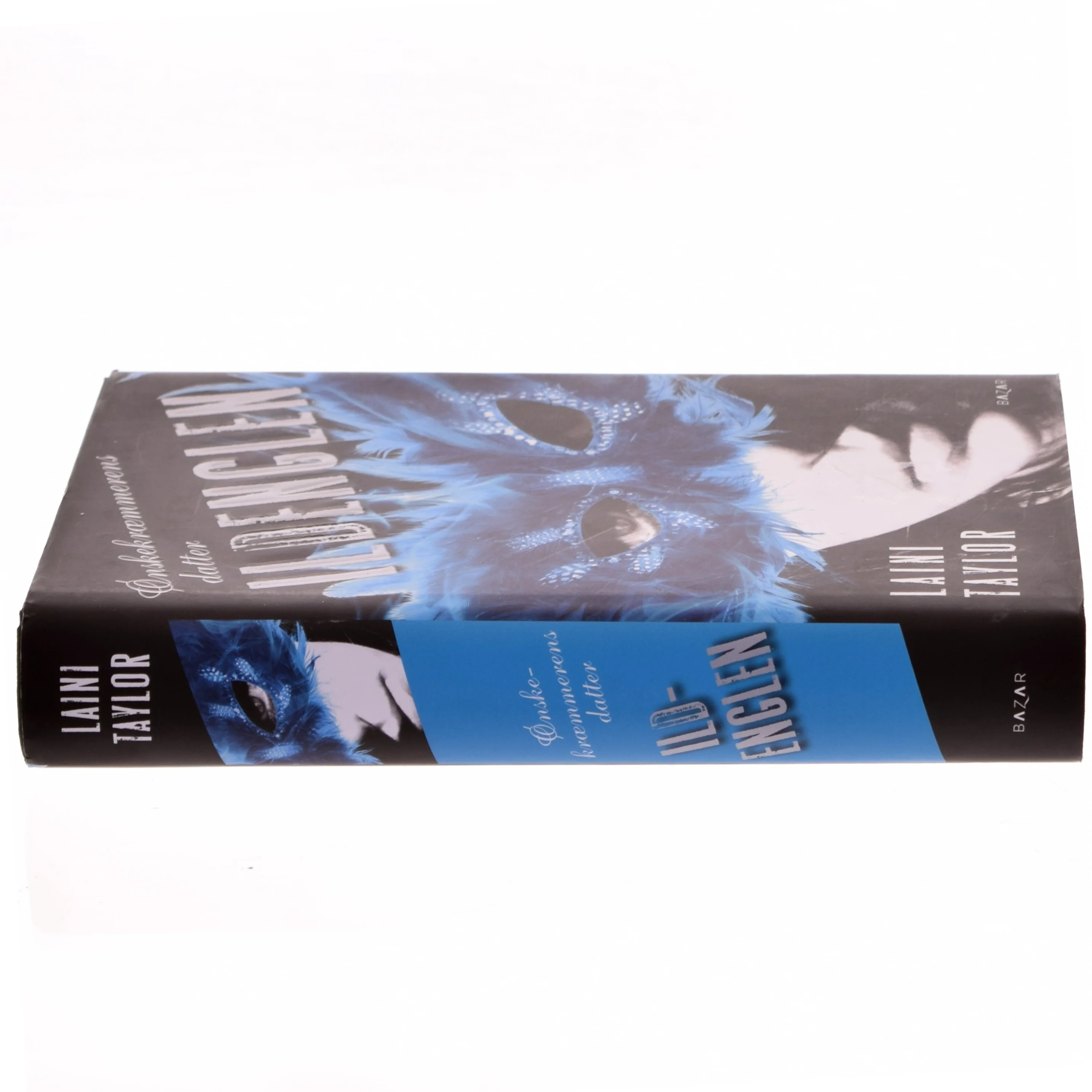 Ildenglen af Laini Taylor (Bog Ønskekræmmerens datter 1)