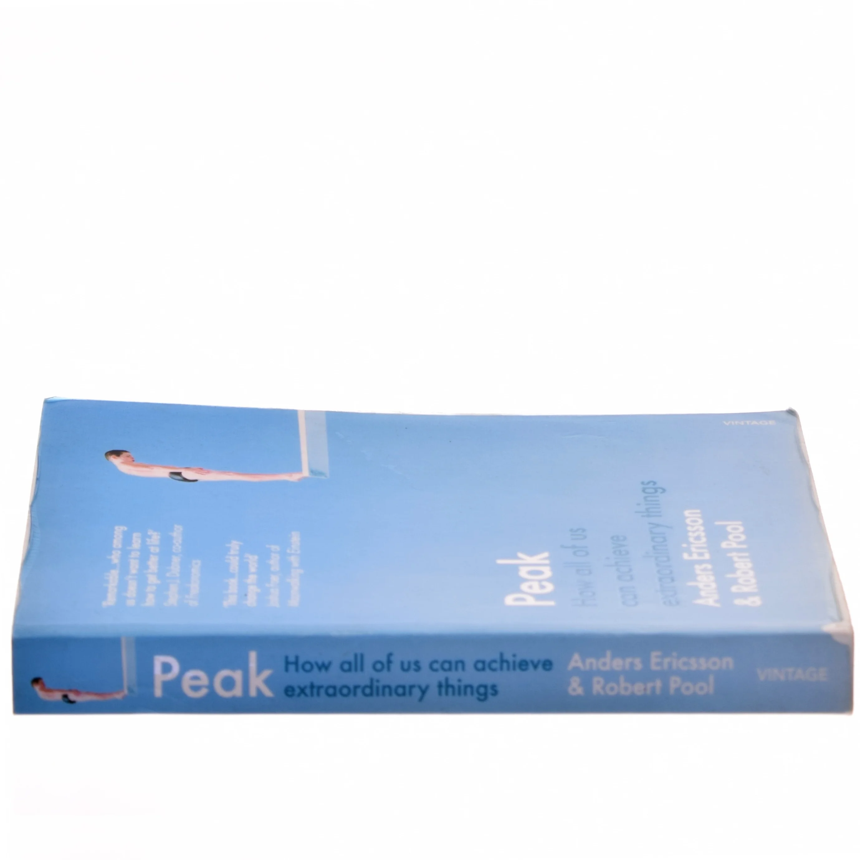 Peak How all of us can achieve extraordinary things af Anders Ericsson (Bog)