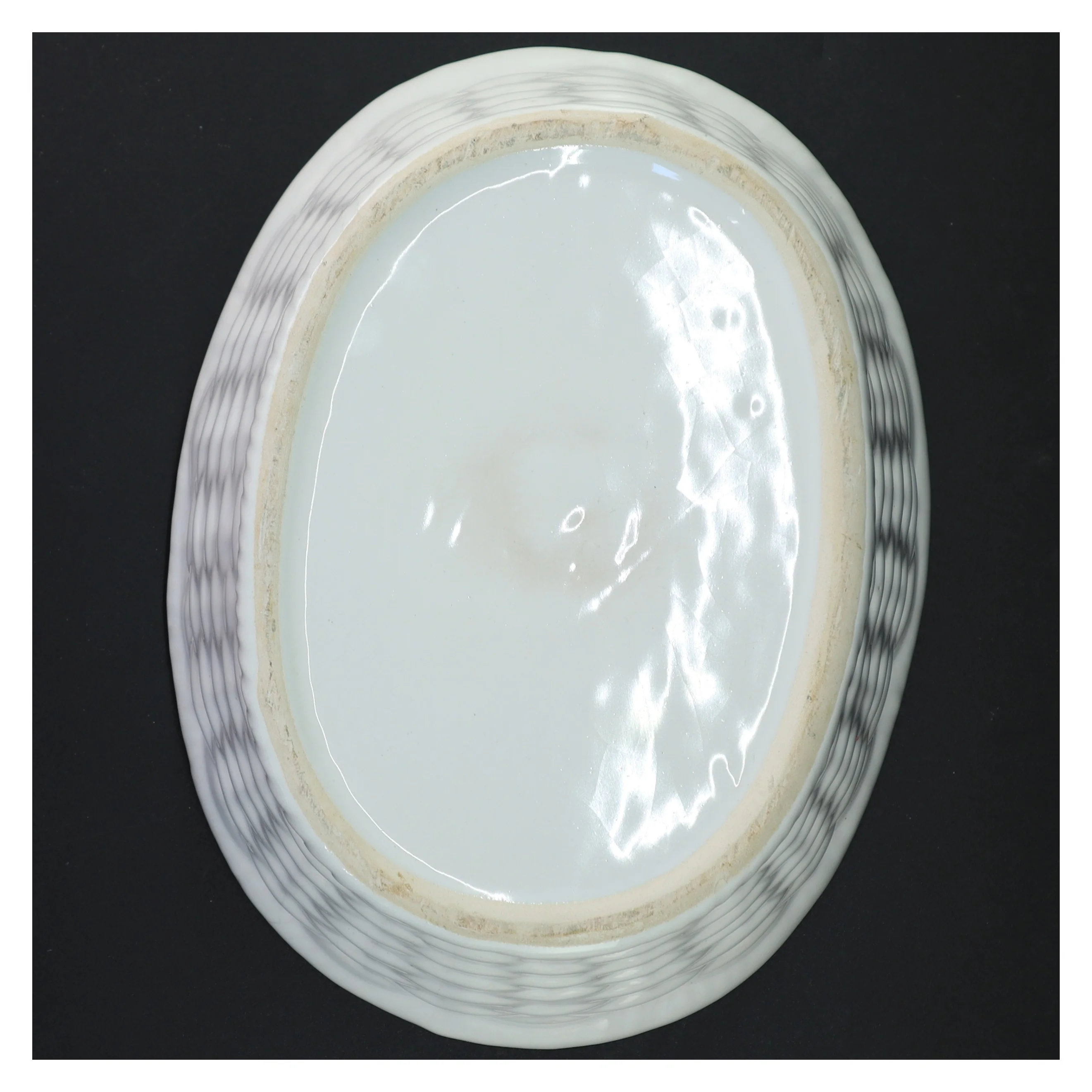 Hvid kurveflet porcelænsskål (str. 27 x 20 x 12 cm)