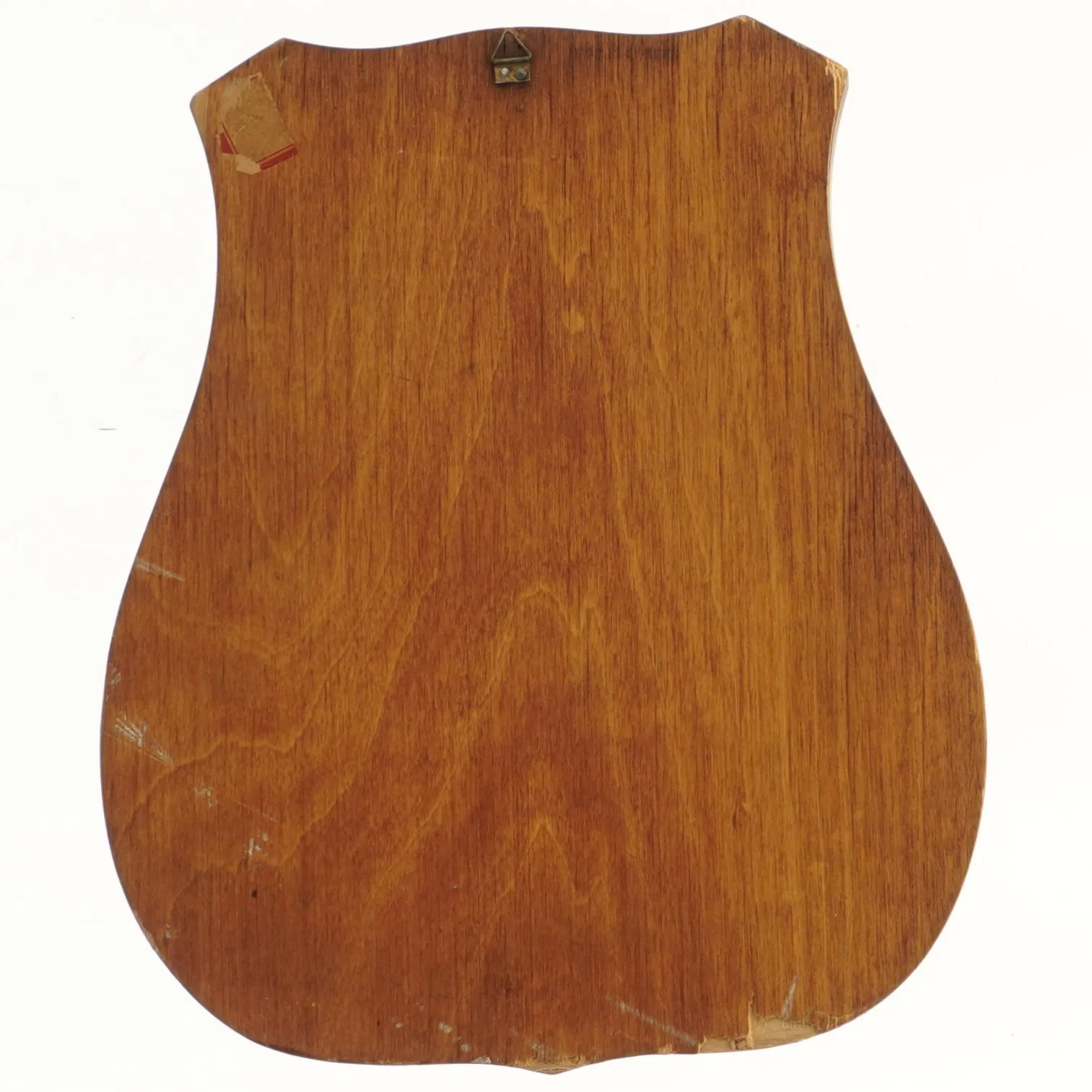 Dekorativt dørharpe, et traditionelt skandinavisk musikinstrument og samlerobjekt, der typisk hænges på indersiden af en dør. Oprindelse: Stammer fra Skandinavien (Sverige, Norge, Danmark) og har eksisteret i mindst tre århundreder. Funktion: Når døren åb