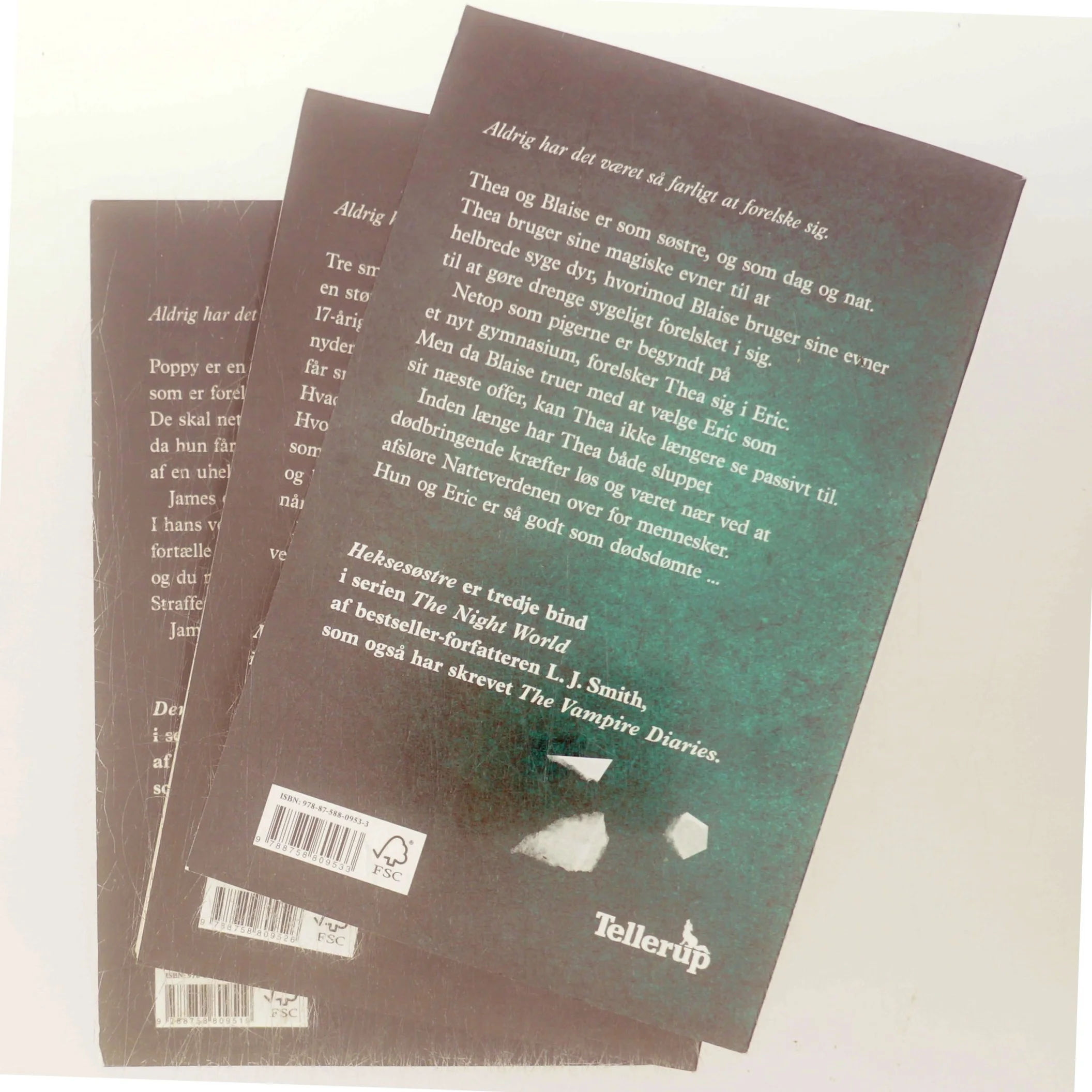 The night world. Bogserie 1-3 af L. J. Smith (Bog)