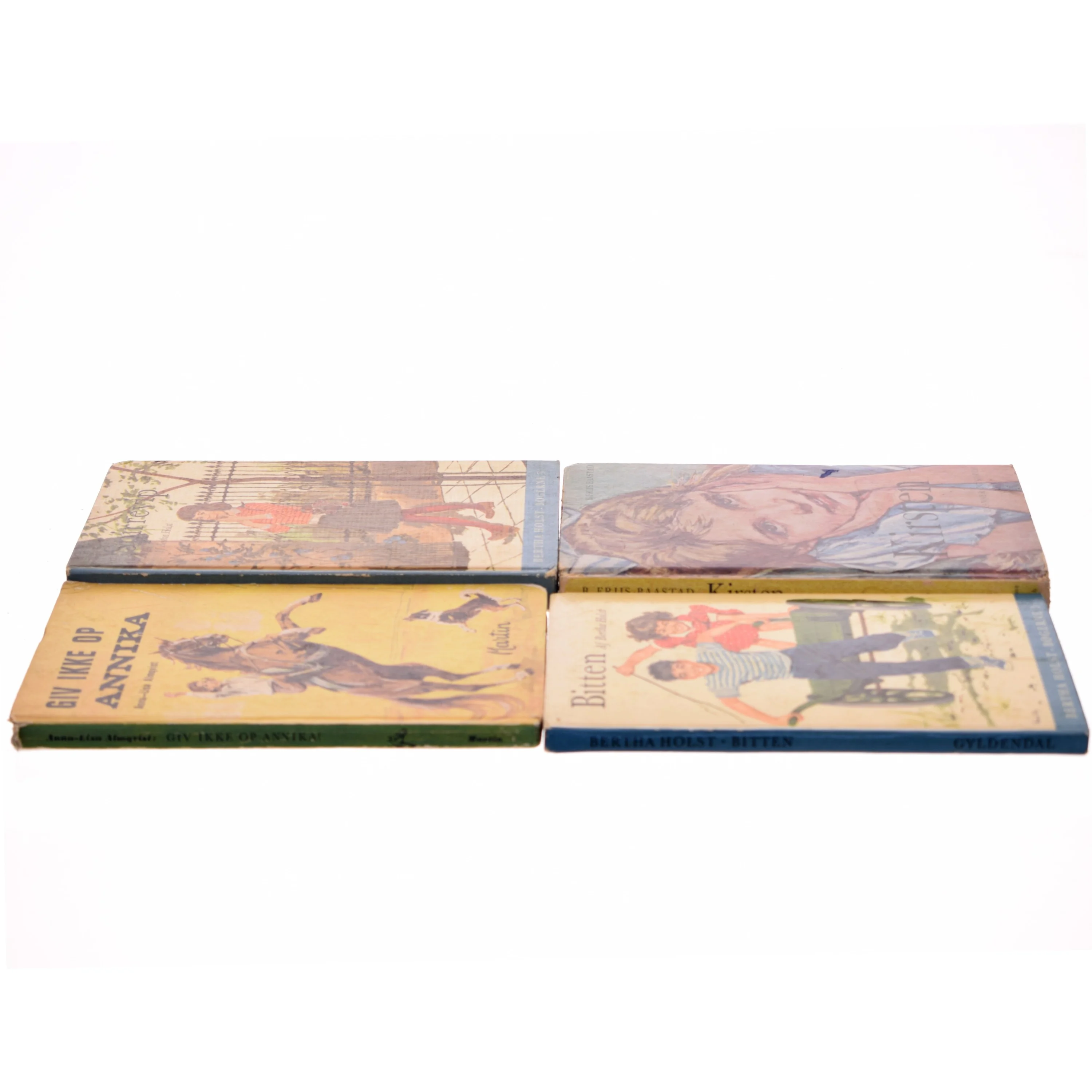 Gamle pige bøger om Annika og andre historier