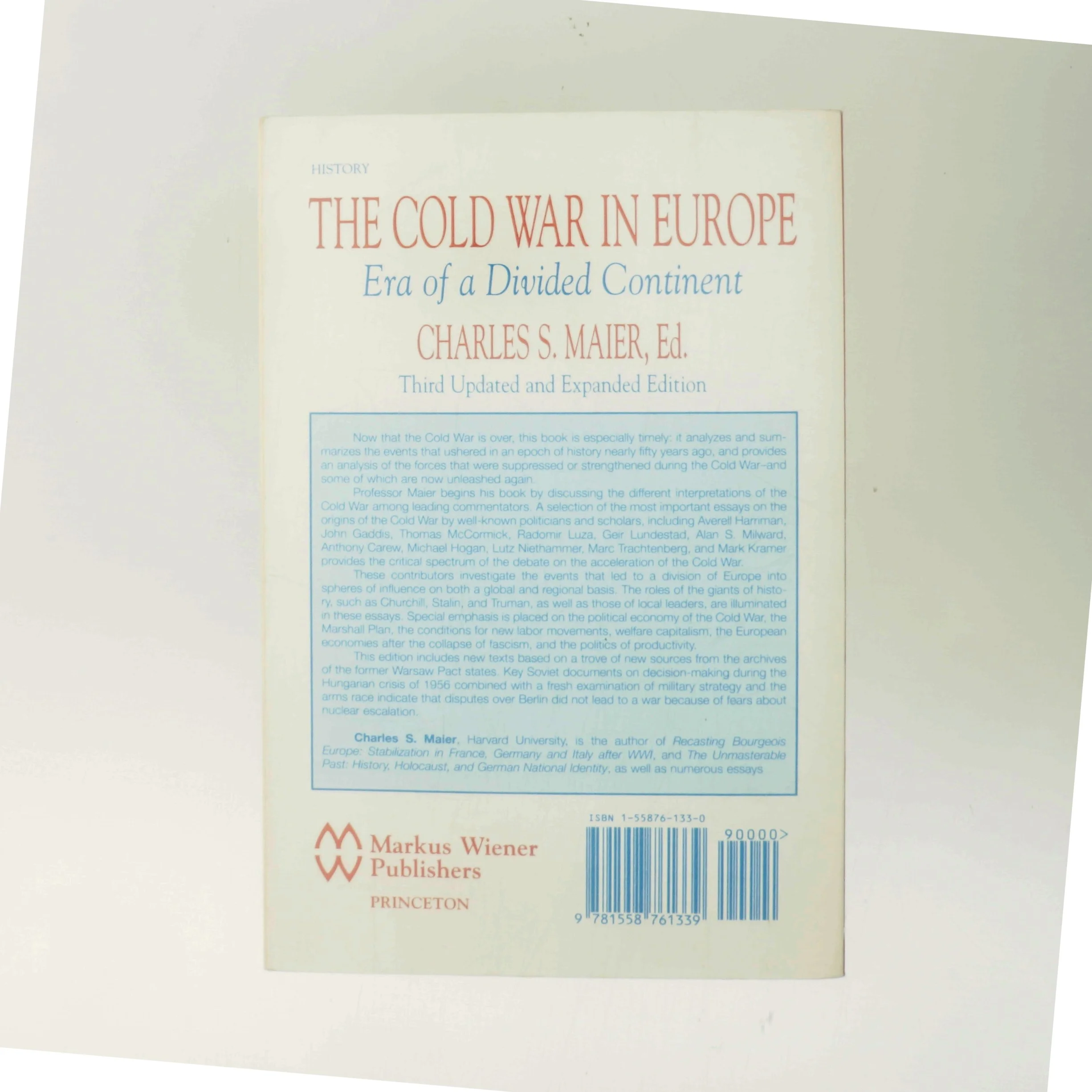 The Cold War in Europe af Charles S. Maier (Bog)