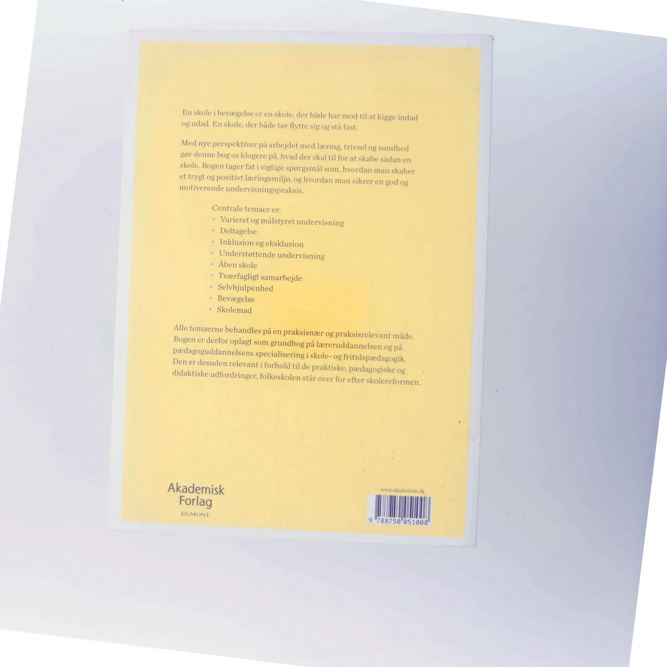 En skole i bevægelse : læring, trivsel og sundhed (Bog)