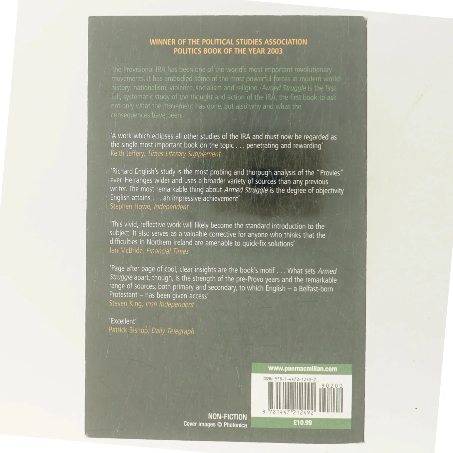 Armed Struggle af Richard English (Bog)