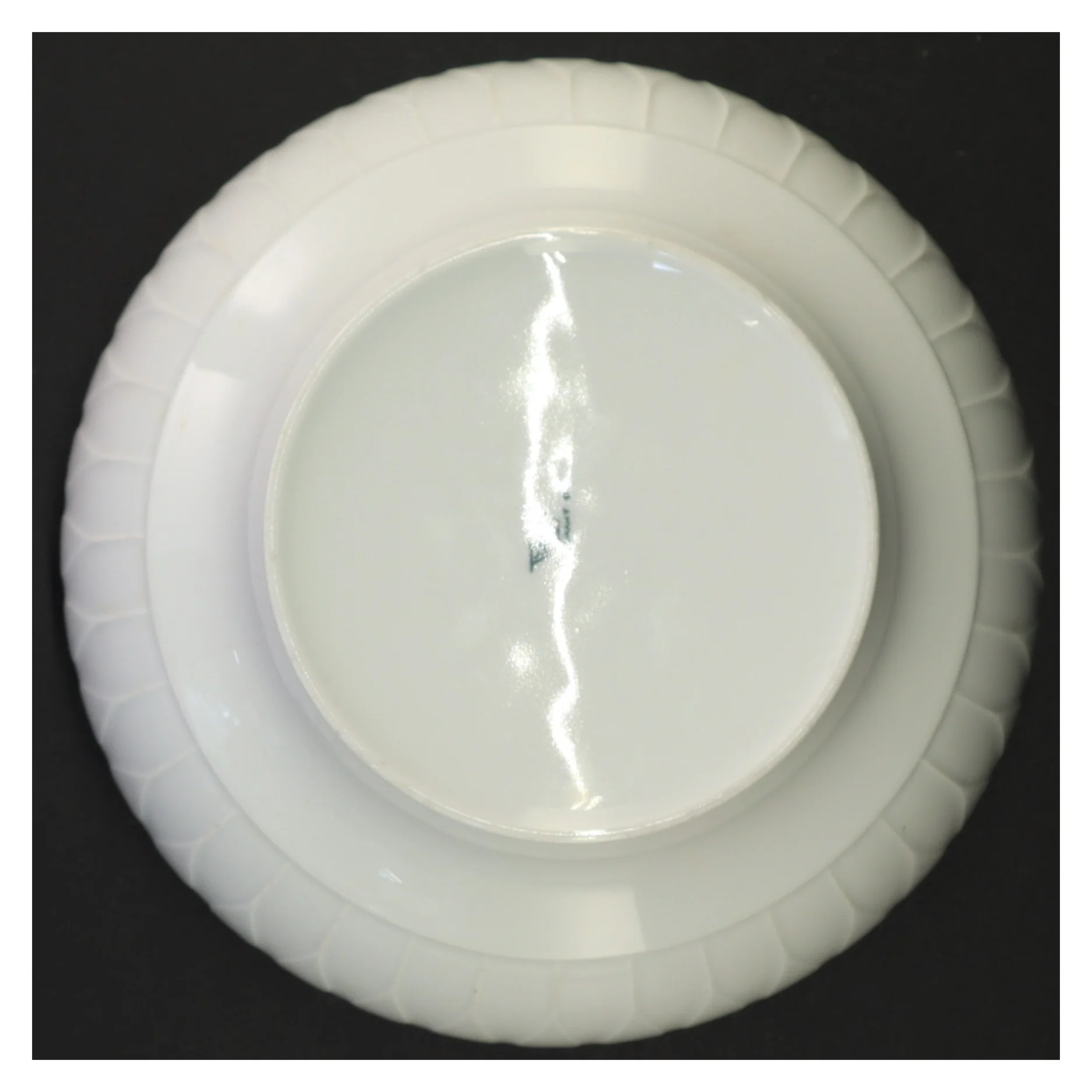 Tysk Hvid Porcelæn skål med Lancet Relief mønster(str. 20,5 x 9,5 cm)