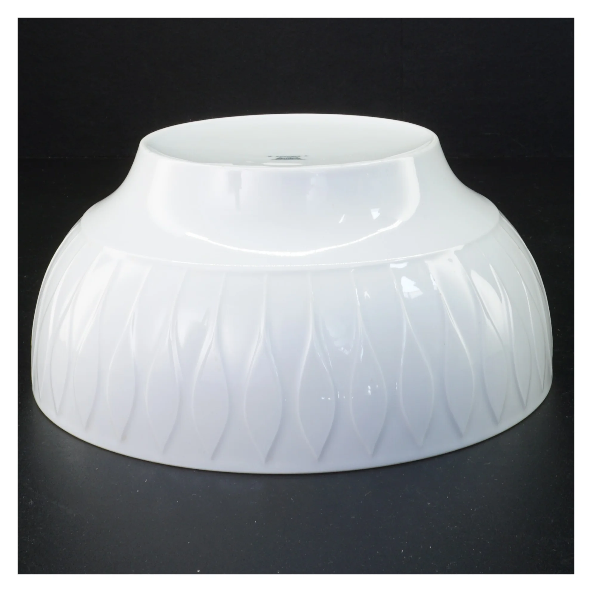 Tysk Hvid Porcelæn skål med Lancet Relief mønster(str. 20,5 x 9,5 cm)