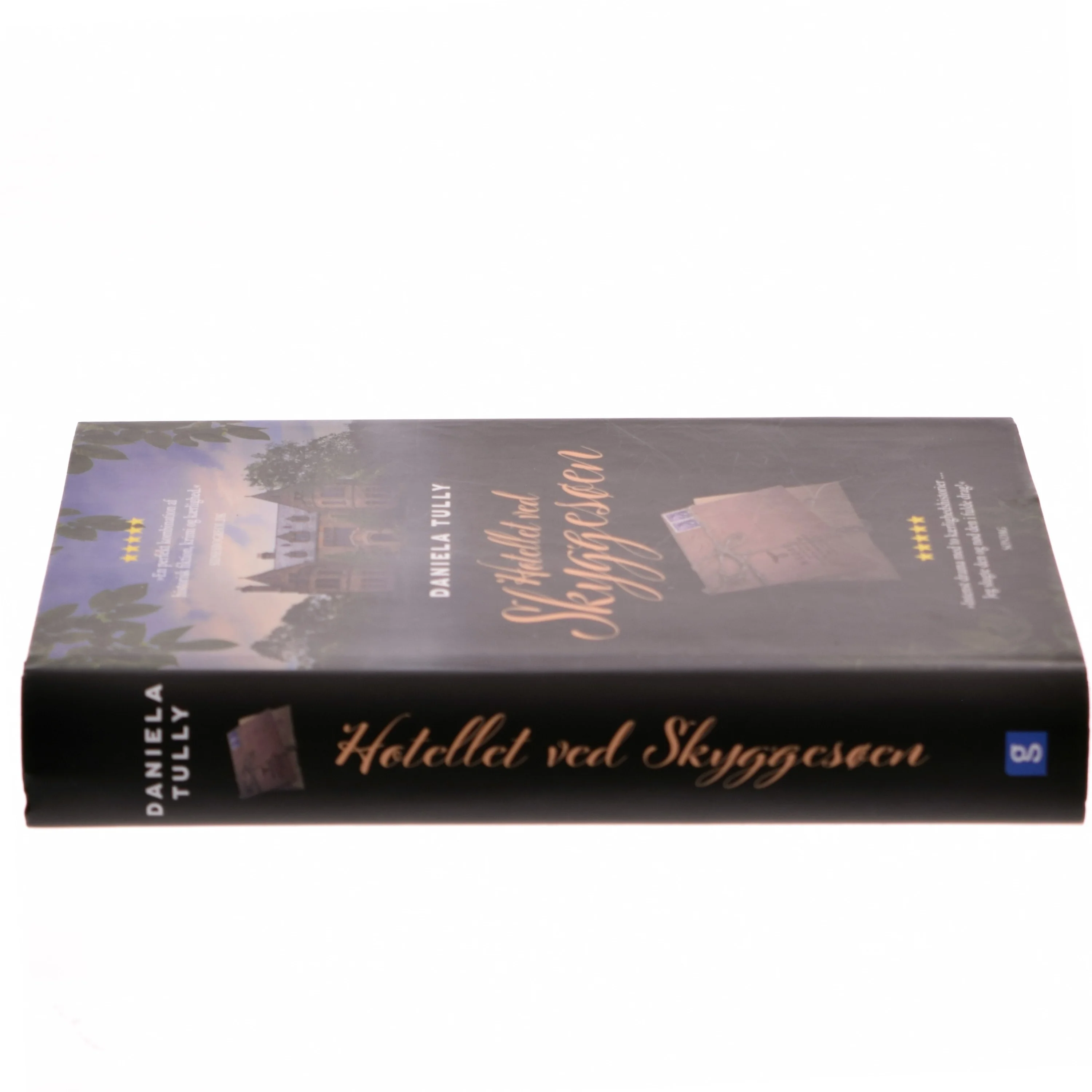 Hotellet ved skyggesøen af Daniela Tully (Bog)