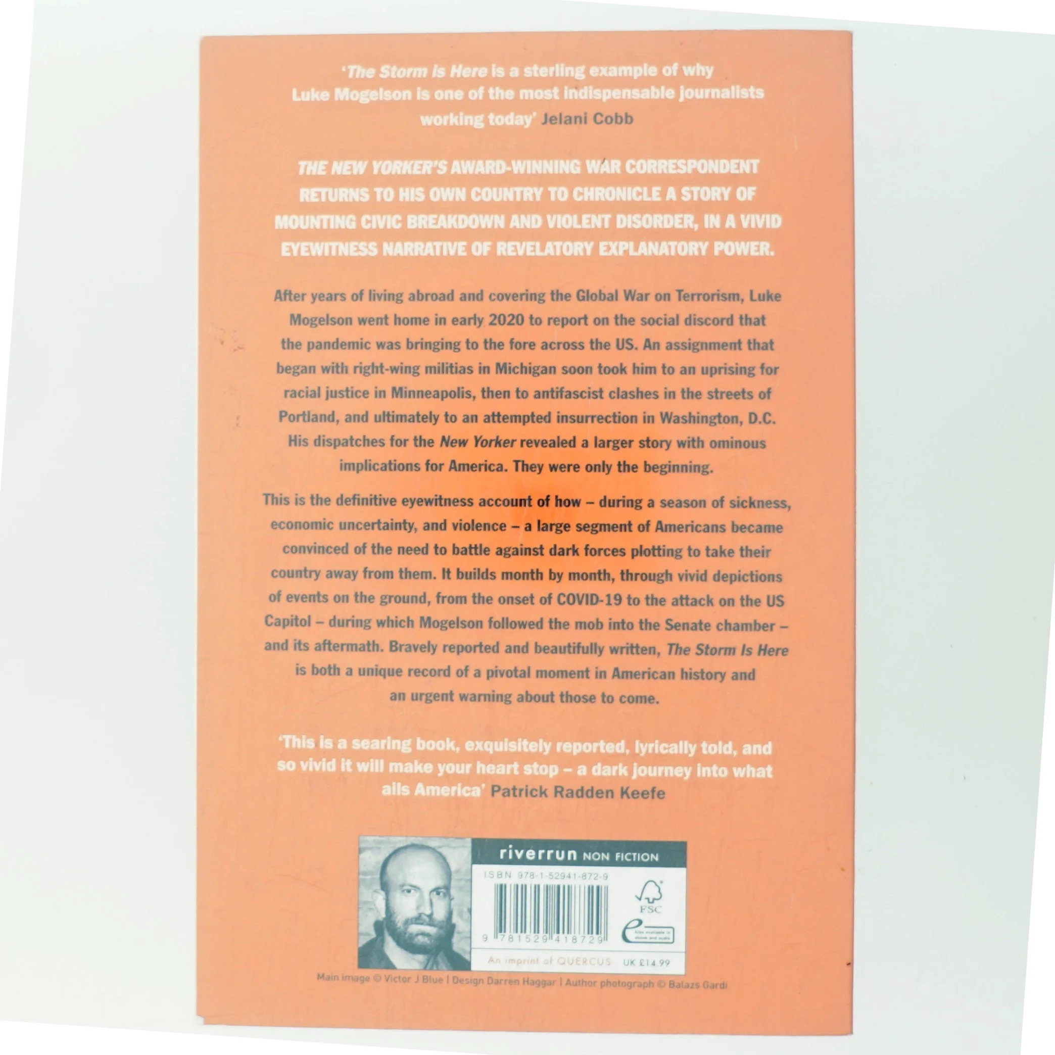 The storm is here : America on the brink af Luke Mogelson (Bog)