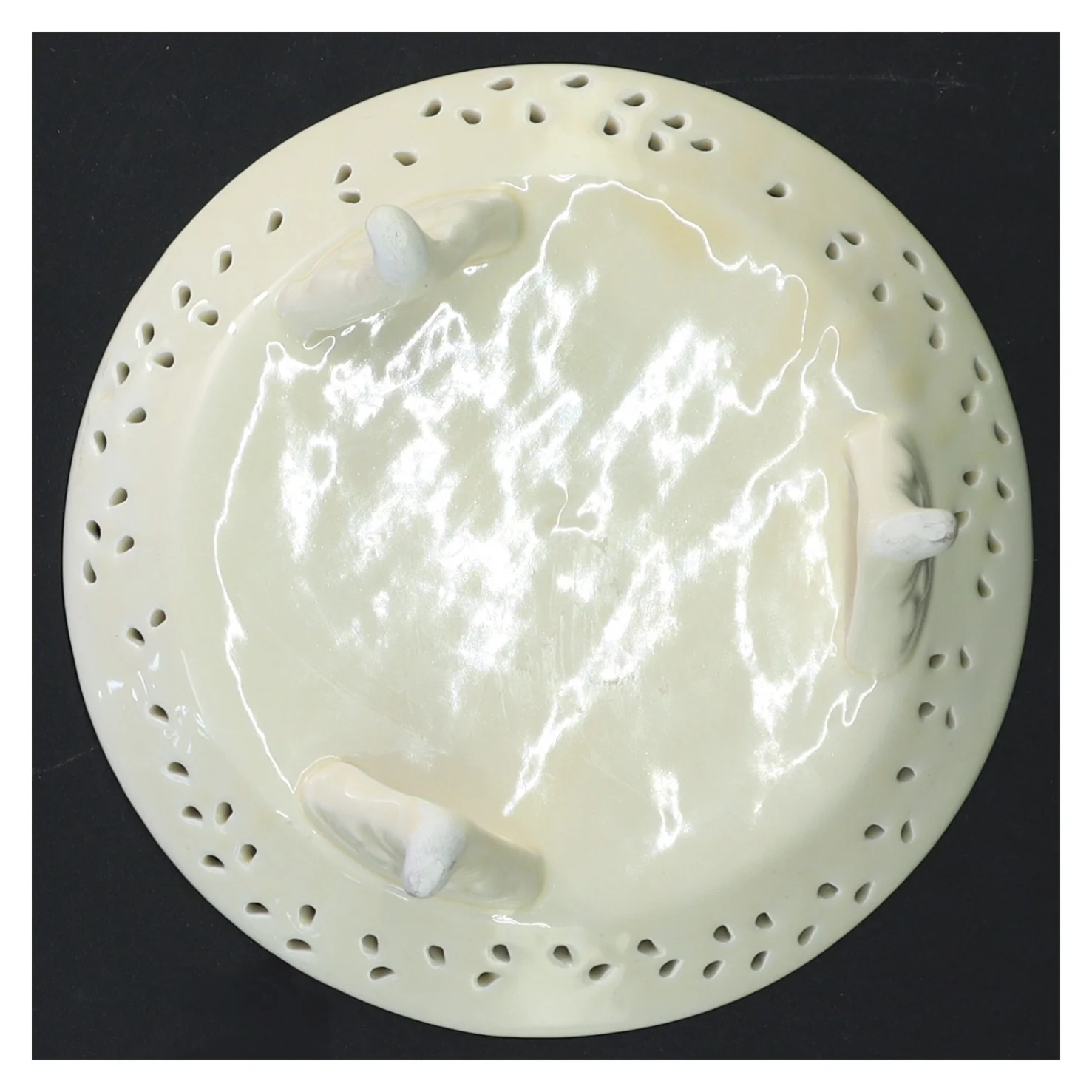 Glasklokke med porcelænsbase (str. 21x15 cm)