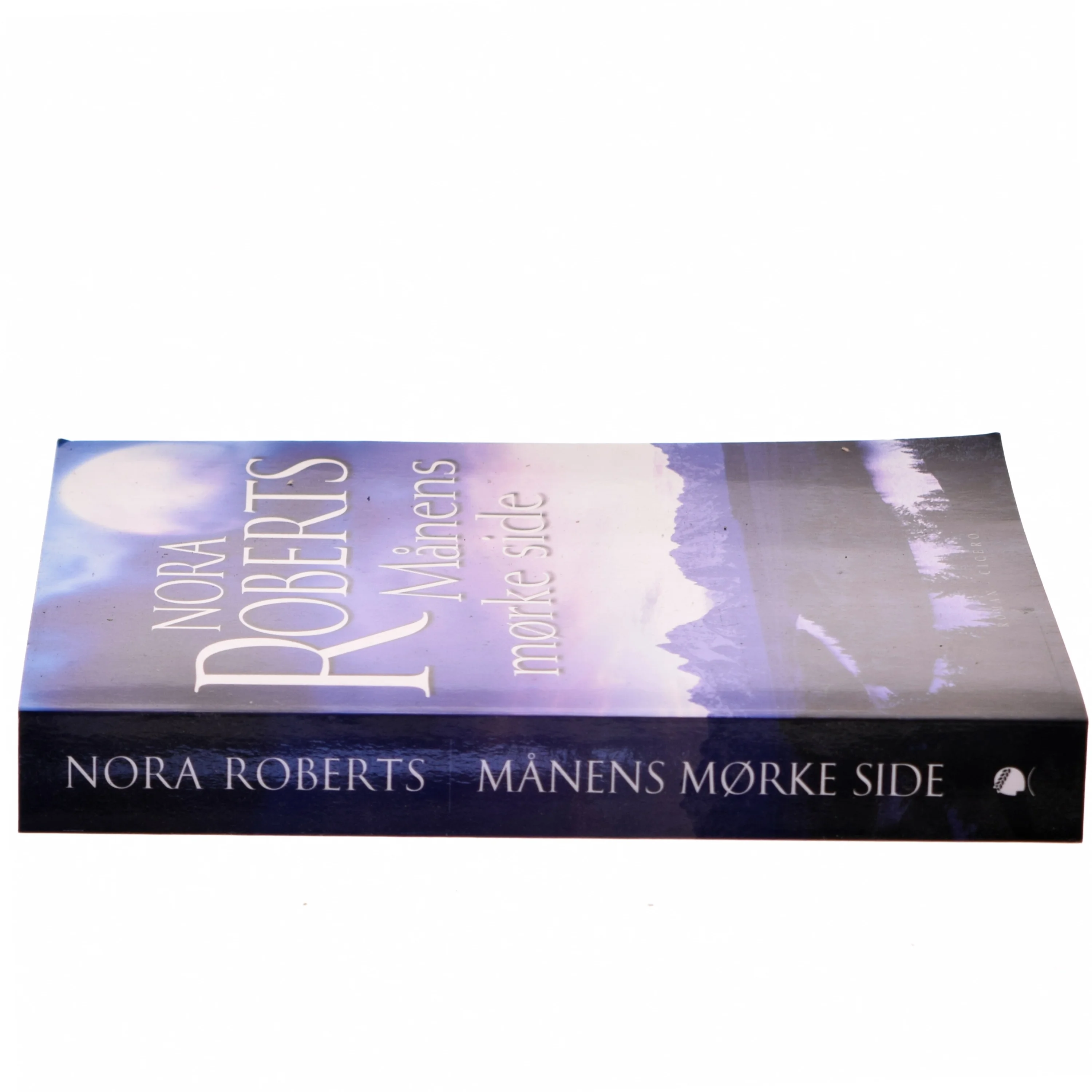 Månens mørke side af Nora Roberts (Bog)