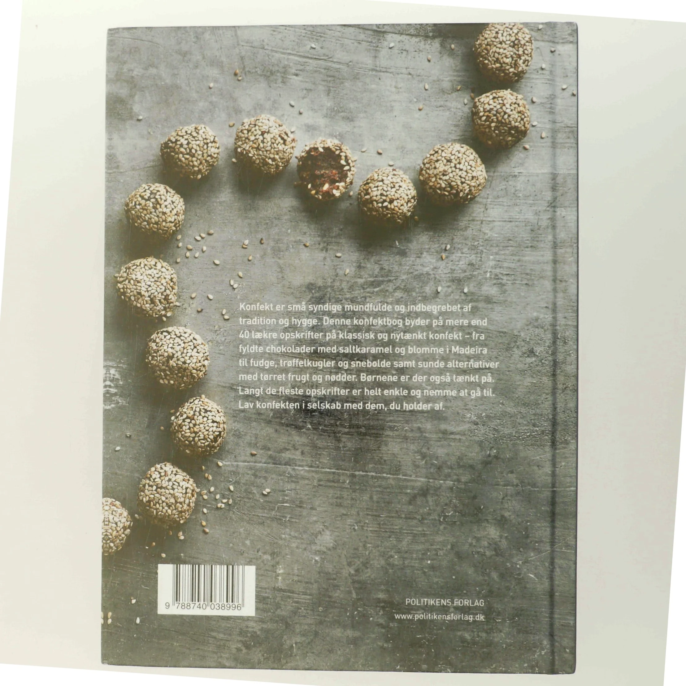 Konfekt af Annemette Voss (Bog)