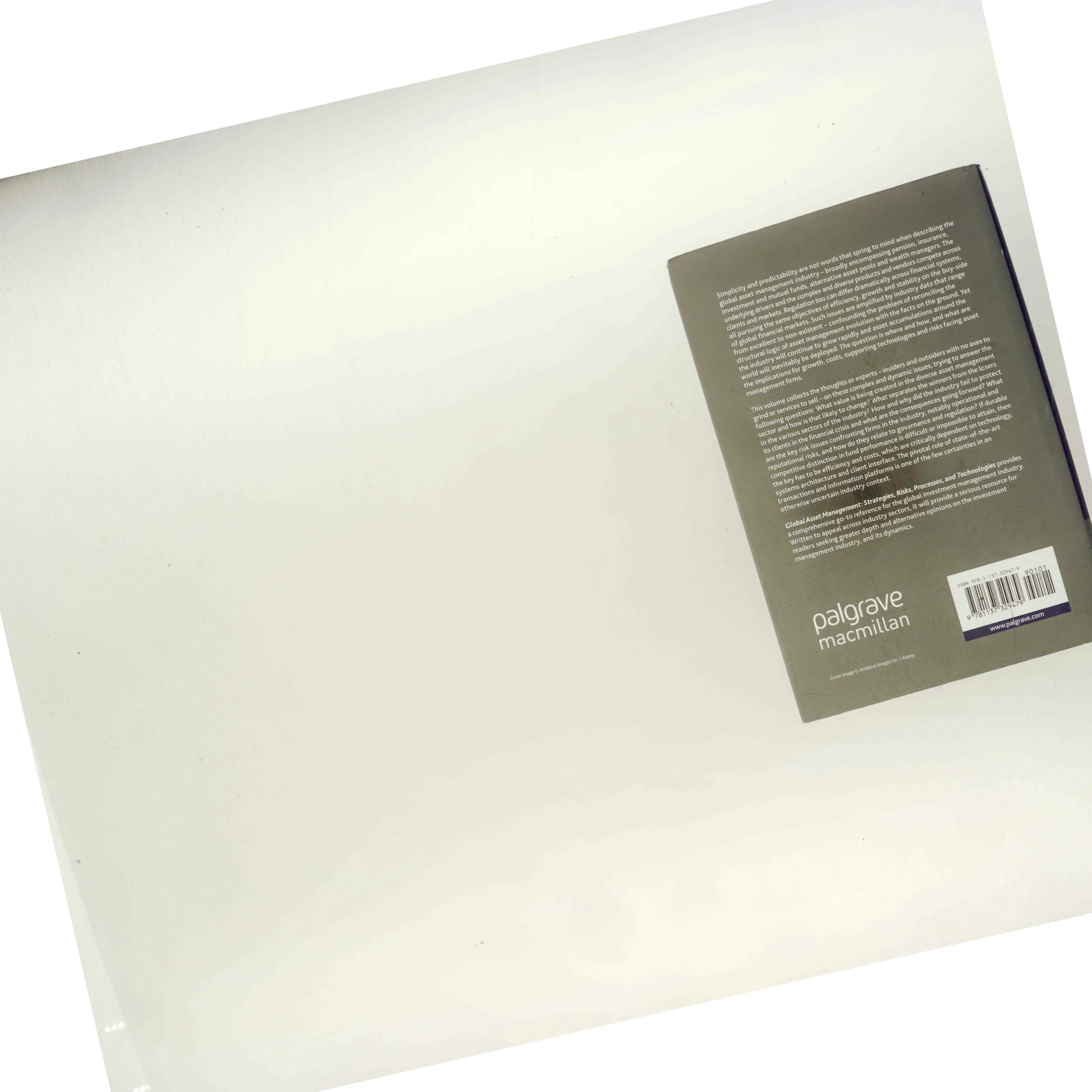 Global asset management : Strategies, risks, processes, and technologies (Bog)