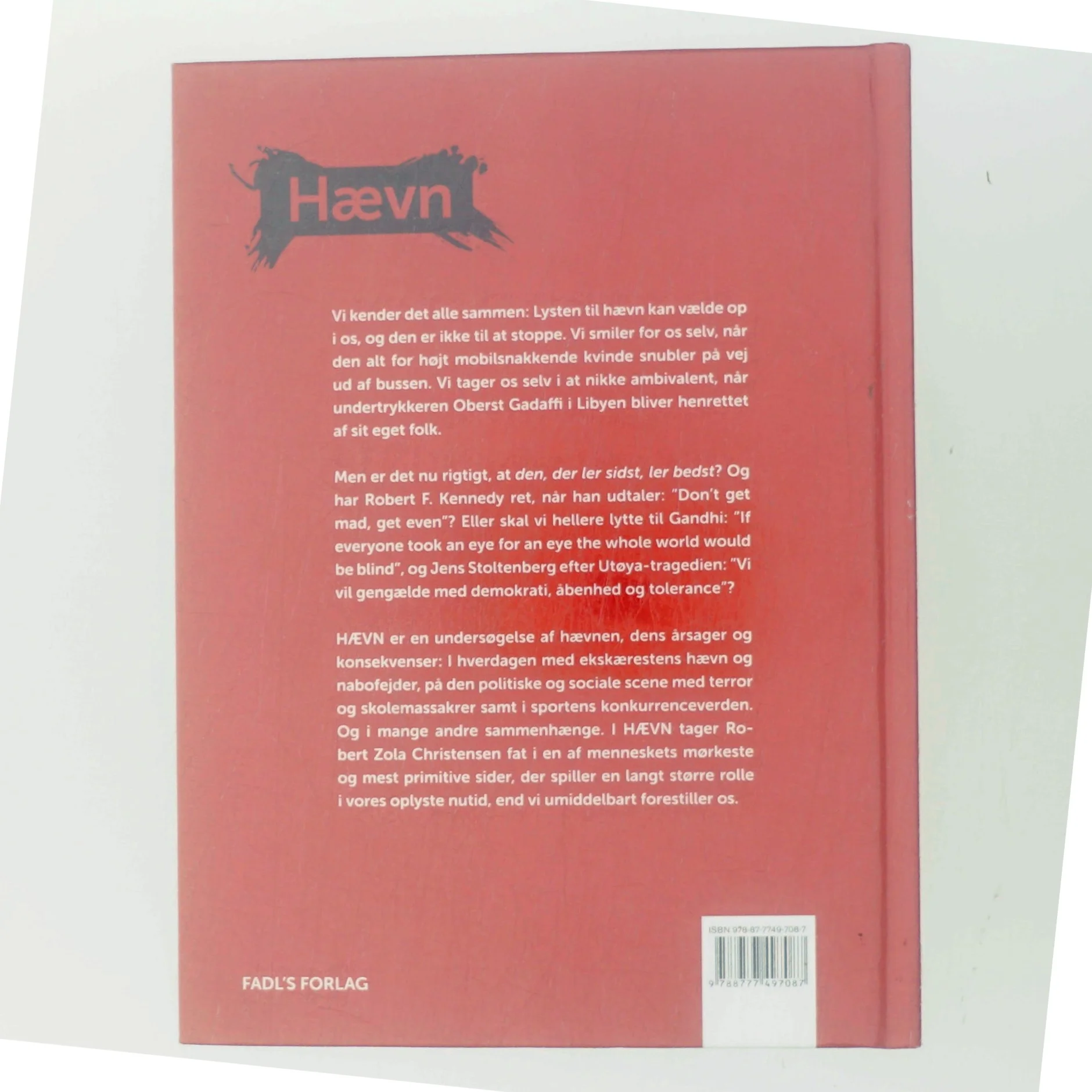 Hævn af Robert Zola Christensen (Bog)