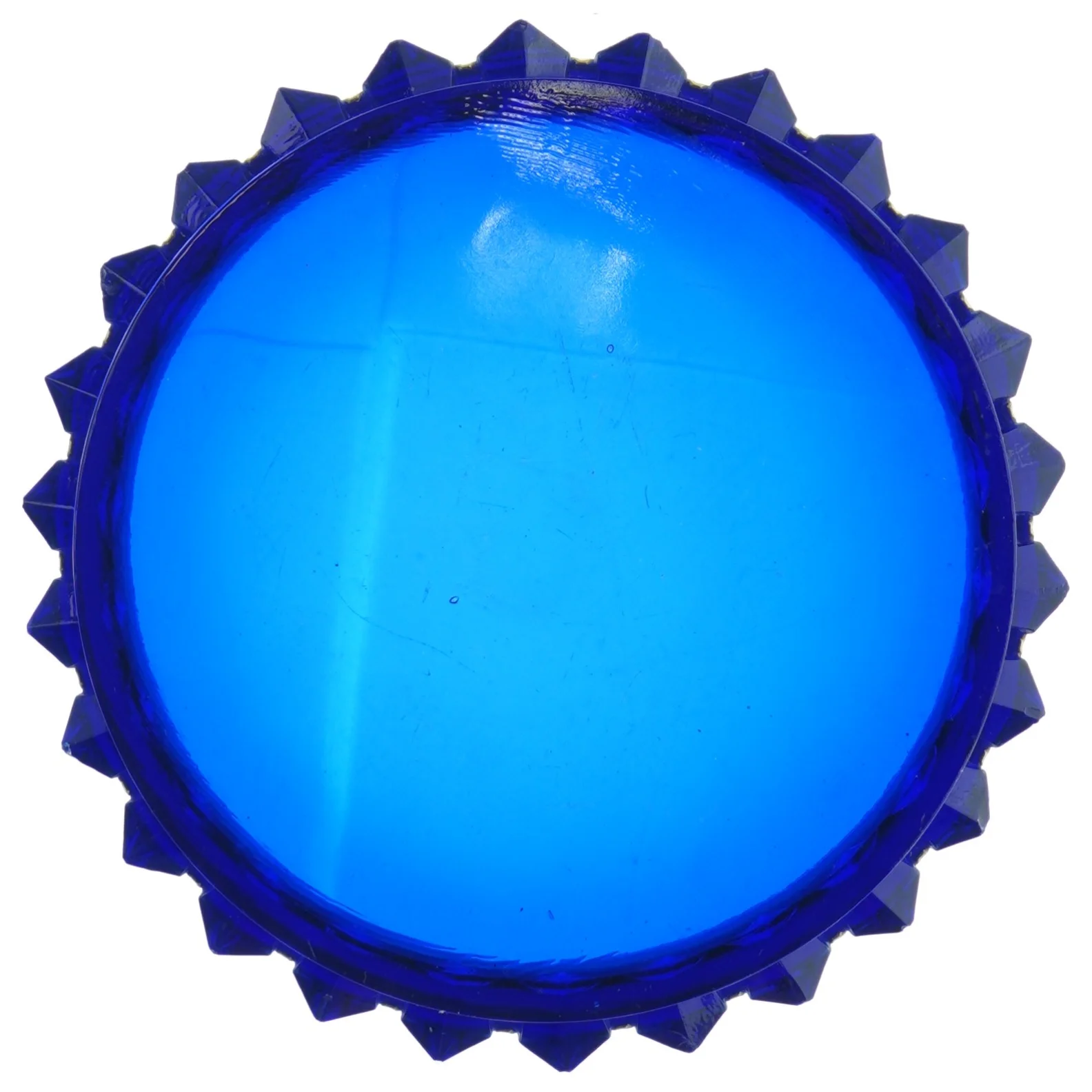 Blåt glasfad monteret med hamret metal (str. Ø 20 cm)