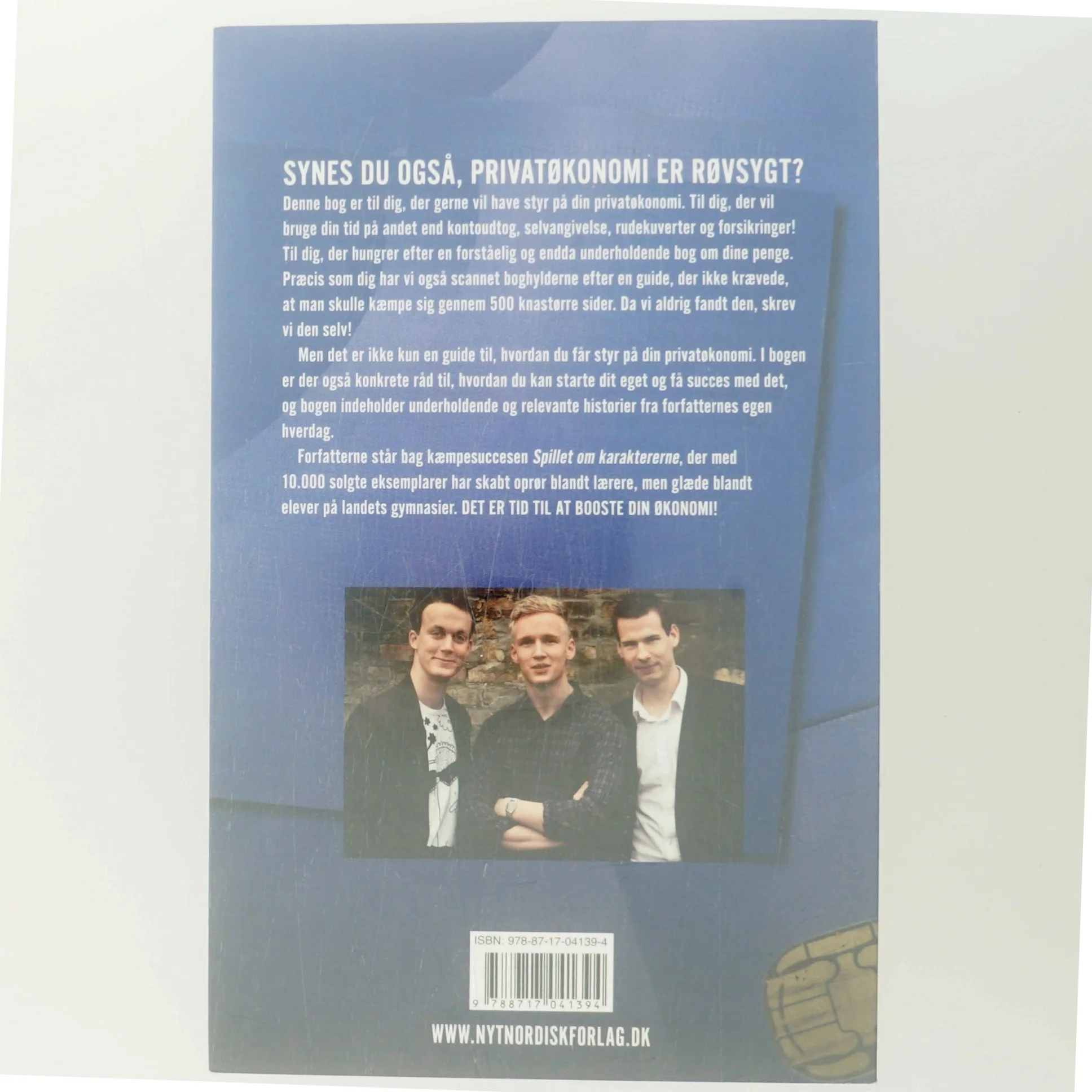 Boost din økonomi : den uformelle guide til at få styr på kontoen af Peter Hertz (f. 1988-10-21) (Bog)