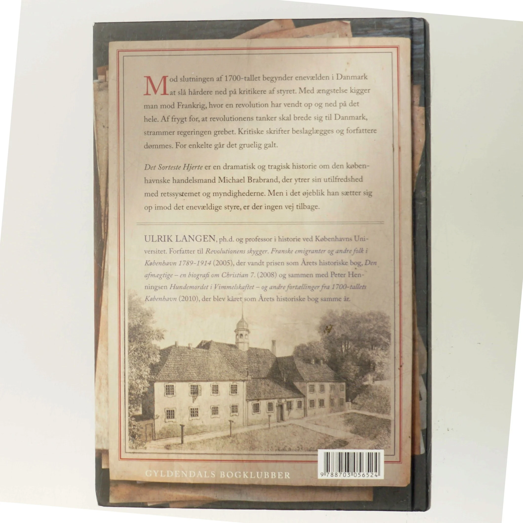 Det sorteste hjerte : historien om et dybt fald i enevældens København af Ulrik Langen (Bog)