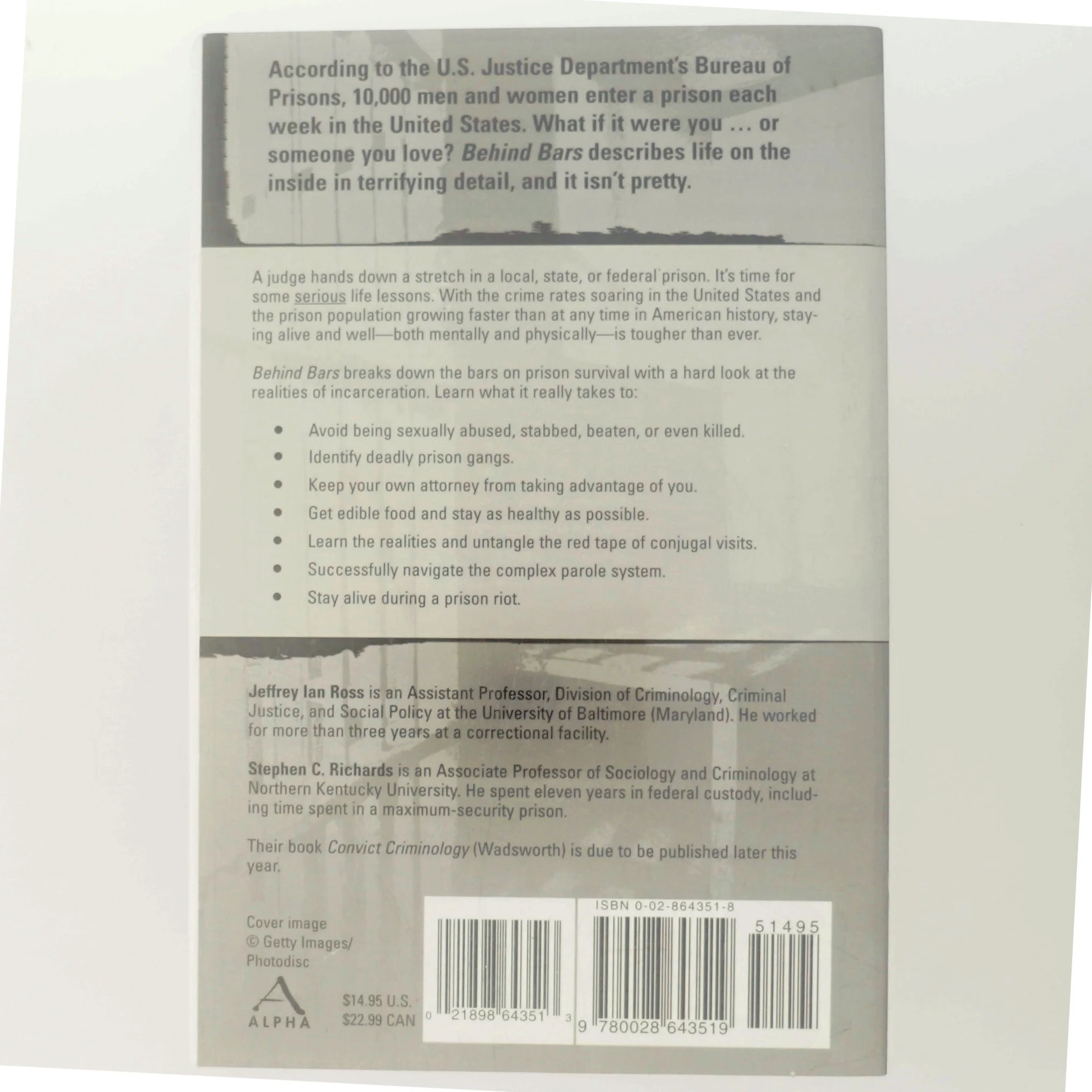 Behind Bars - Surviving Prison (Bog)