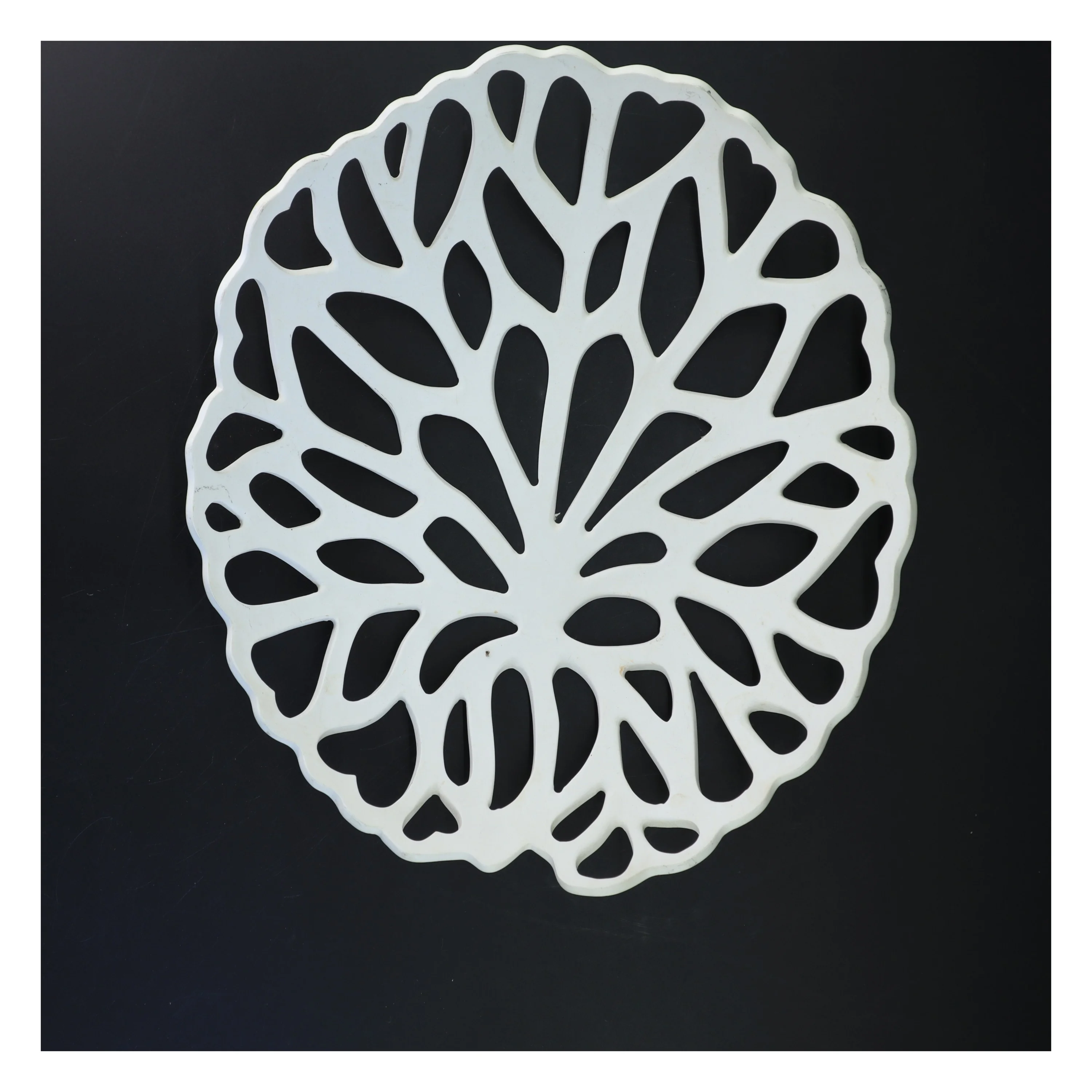 Dekorativ hvid skål (str. Ø 31 cm)