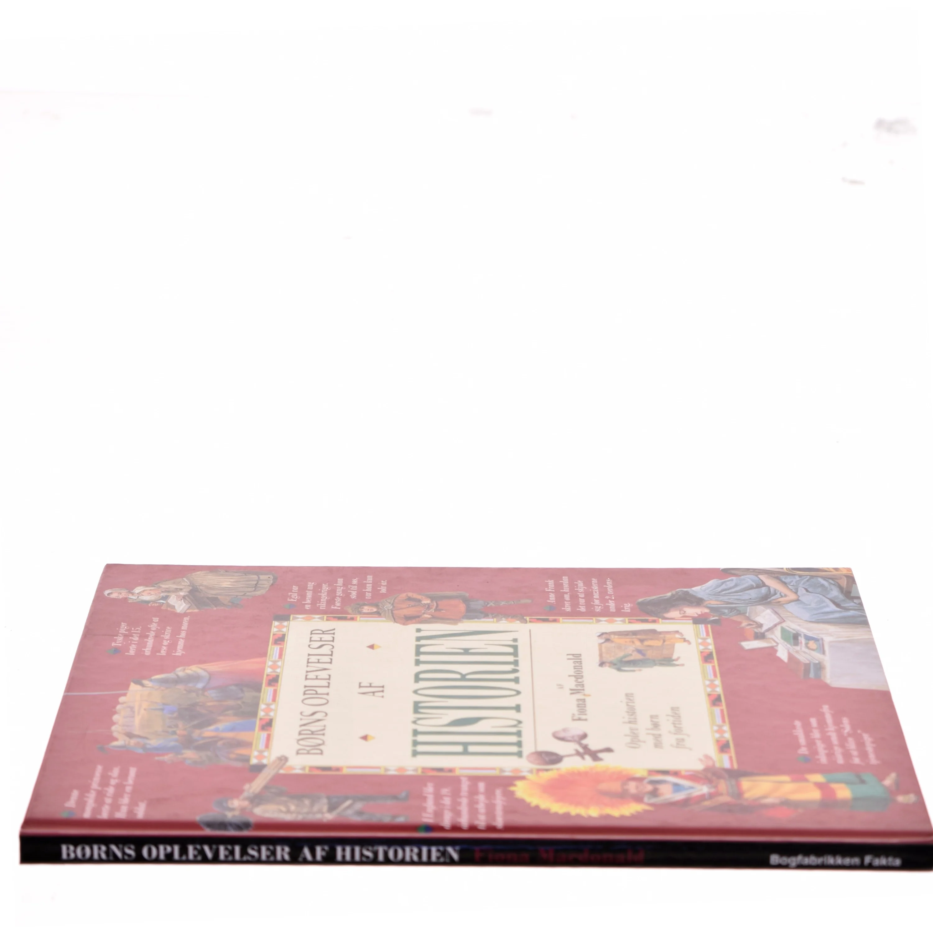 Børns oplevelser af historien af Fiona Macdonald (Bog)