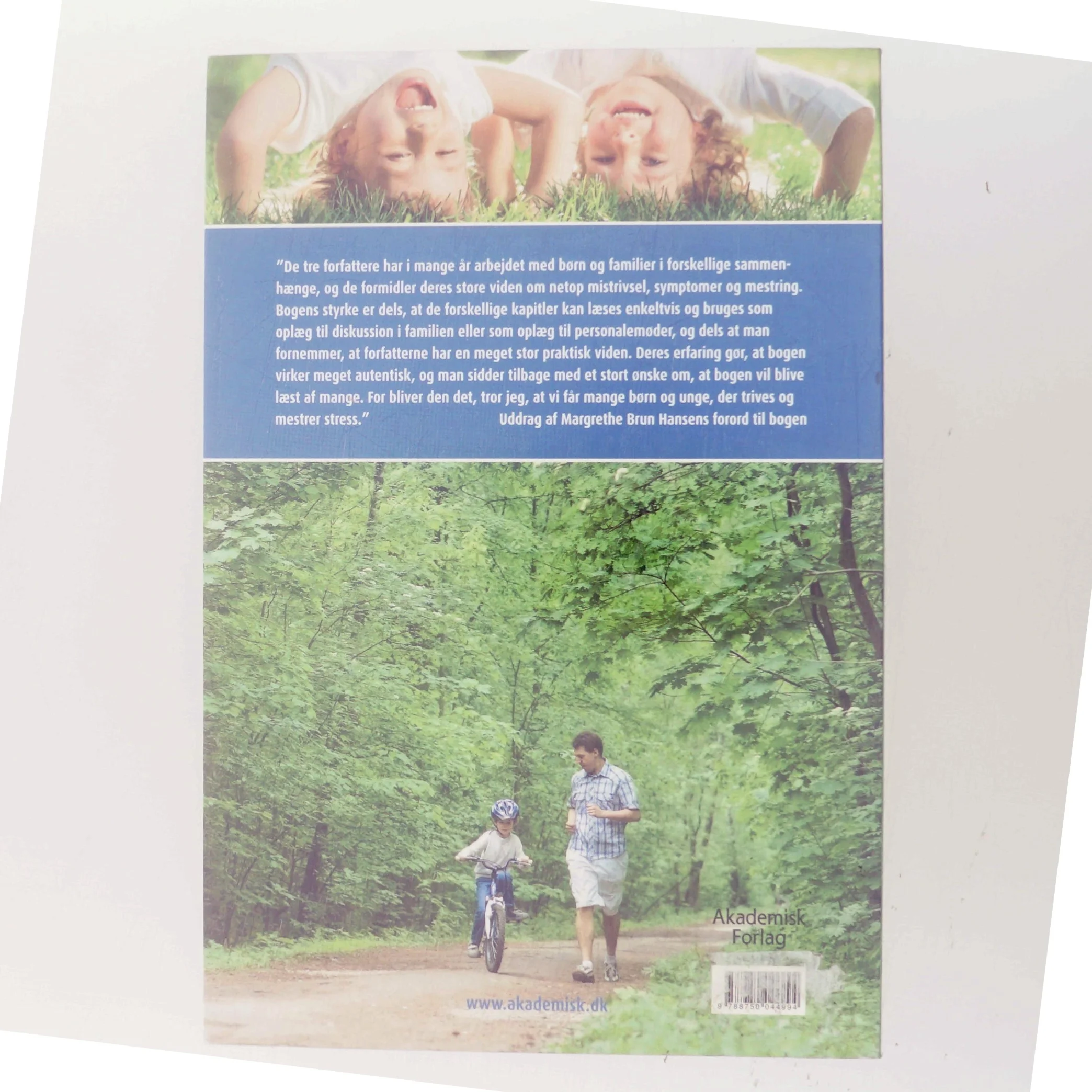 Trivsel i det moderne børneliv : stress og mestring af Lene Bjerring Bagger (Bog)