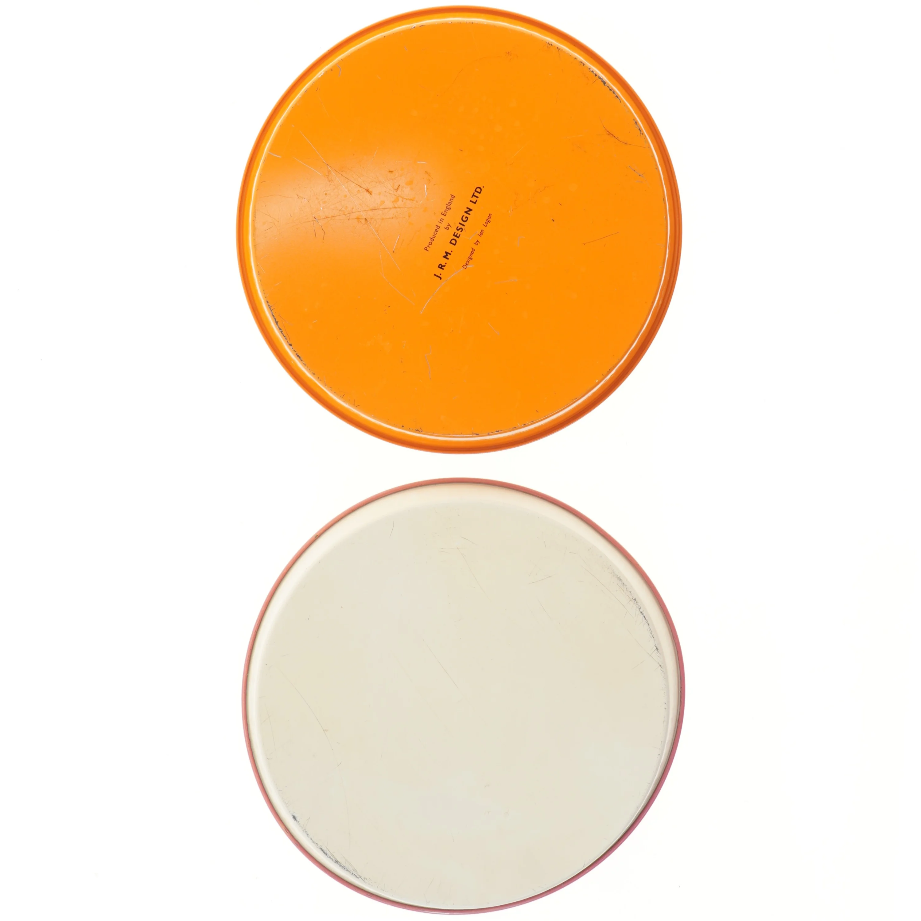 Dekorative runde bakker fra J.r.m. Design (str. Ø 30 cm)