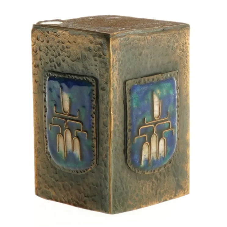 Metal Vase med blå emalje dekoration (str. 9 x 6 cm)