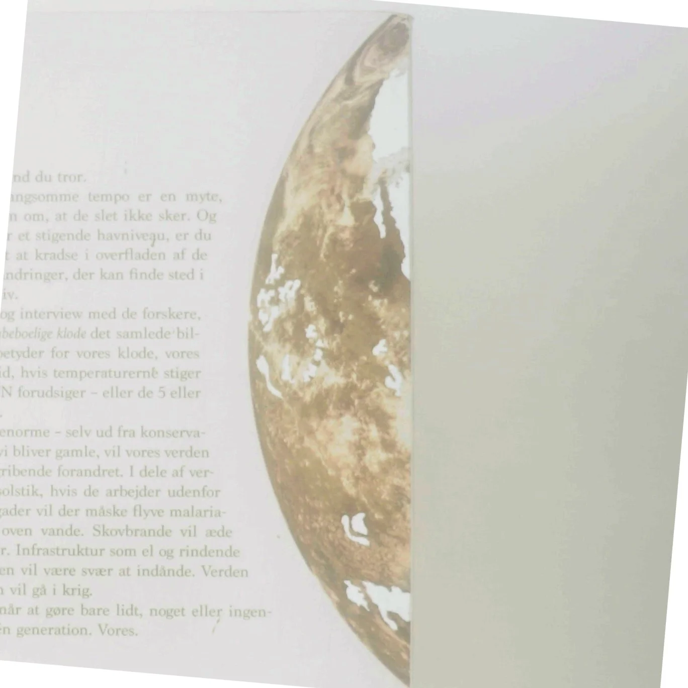 Den ubeboelige klode : en historie om vores fremtid af David Wallace-Wells (Bog)