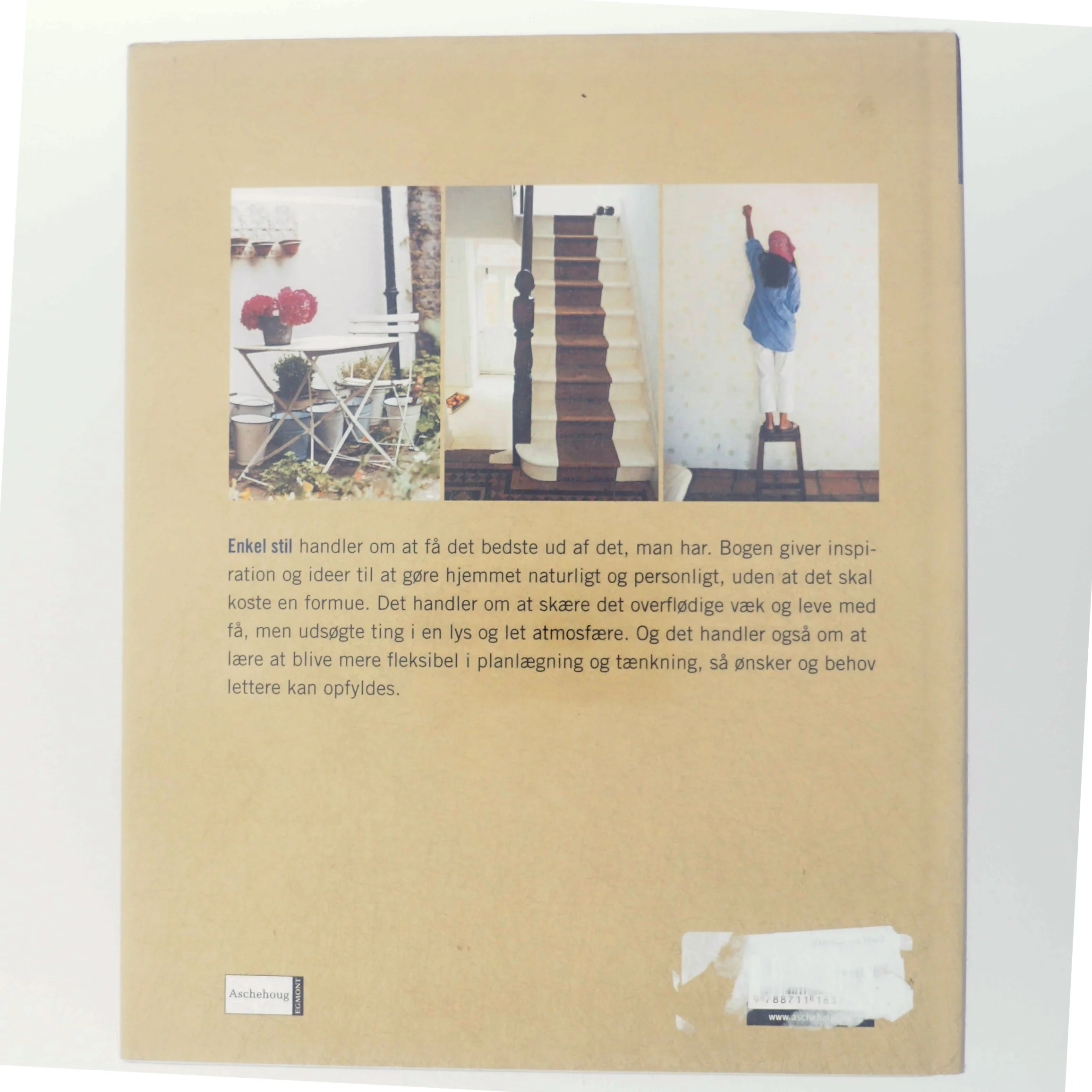 Bog 'Enkel Stil' af Jane Cumberbatch fra Aschehoug