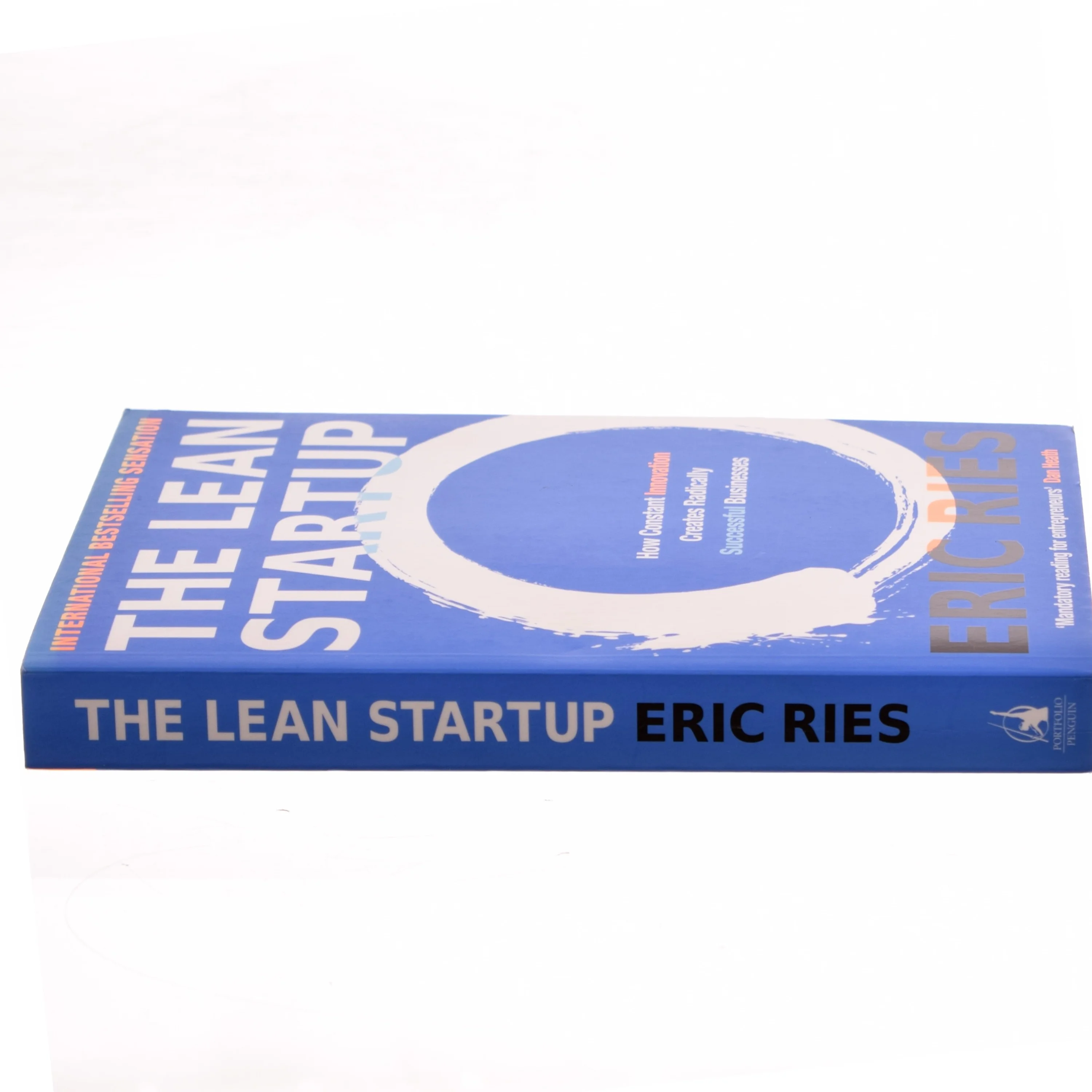 The lean startup : how constant innovation creates radically successful businesses af Eric Ries (Bog)