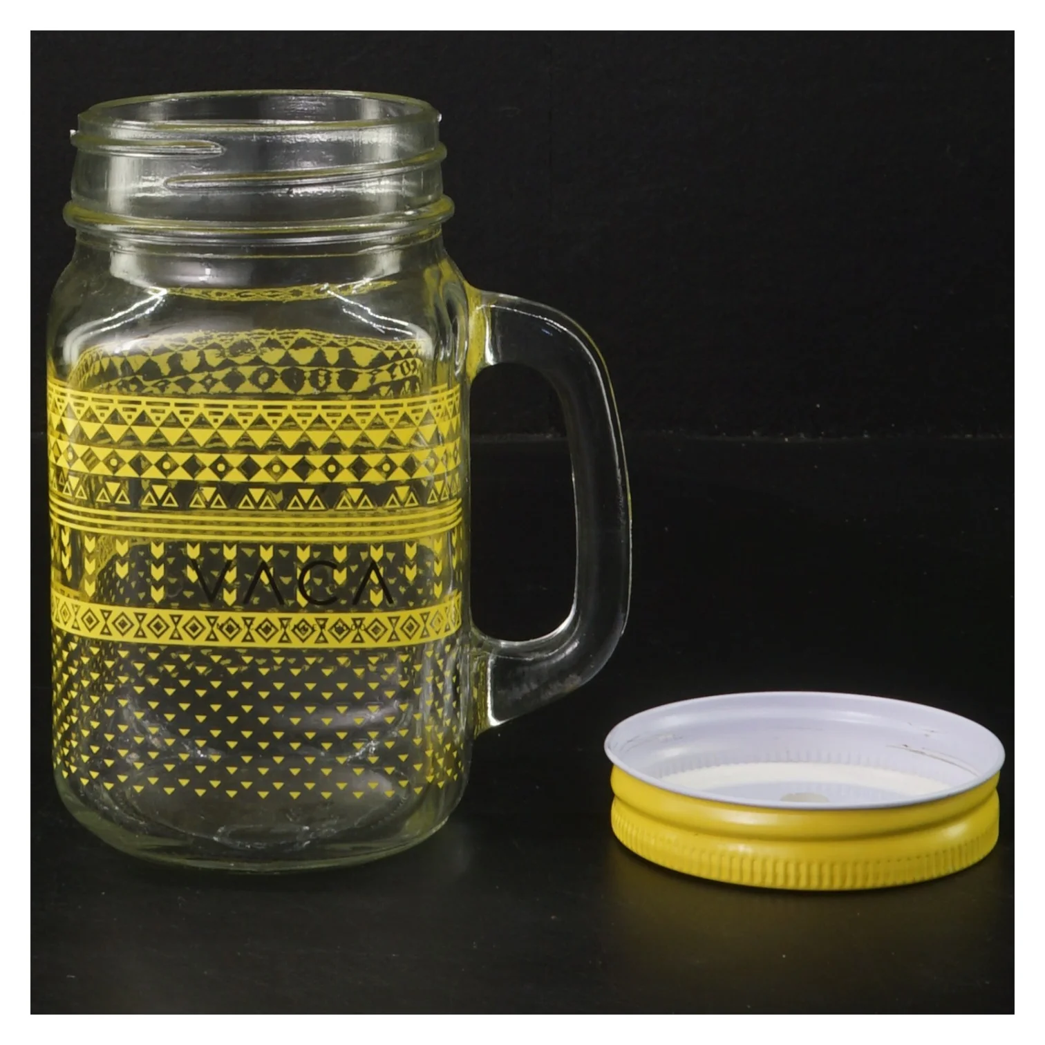 Glaskrus med låg fra Vaca (str. Ø 7 cm højde 13,5 cm)