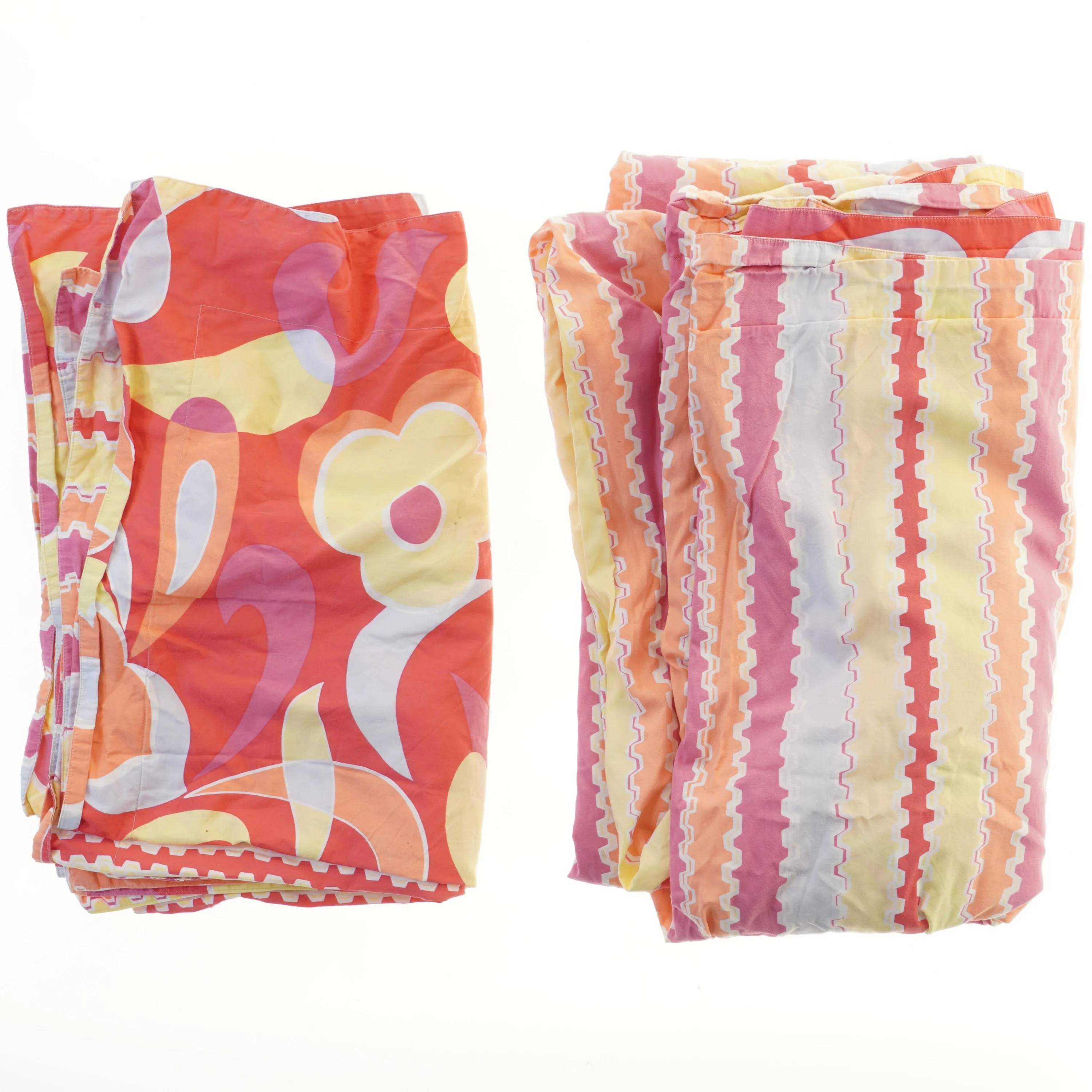 Sengetøjssæt med retro mønster (str. puder 90x58 cm, dyne 200x240 cm)