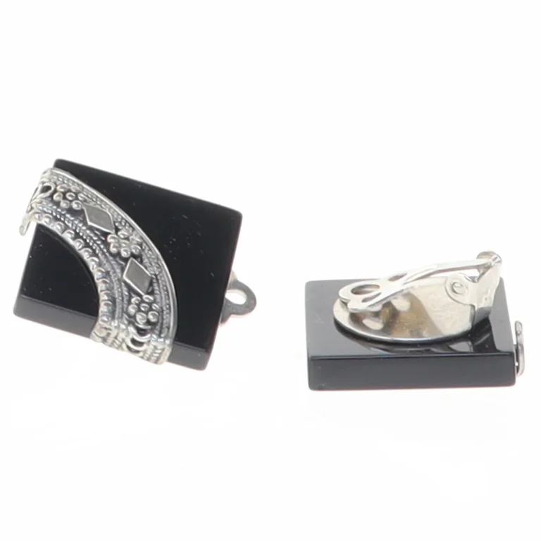 Øreringe med klips (str. 2 x 2 cm)