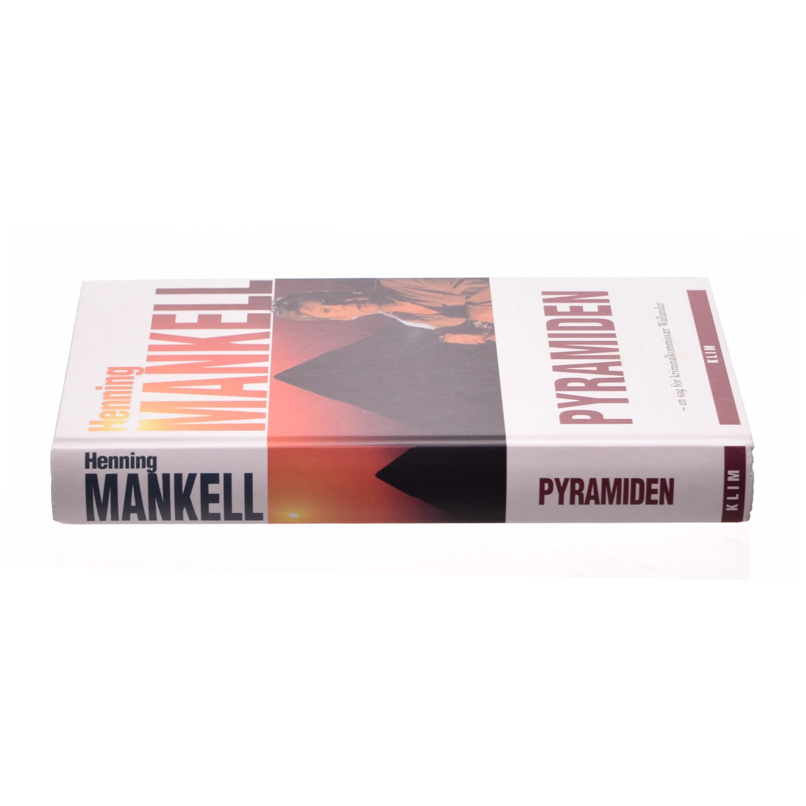 Pyramiden af Henning Mankell