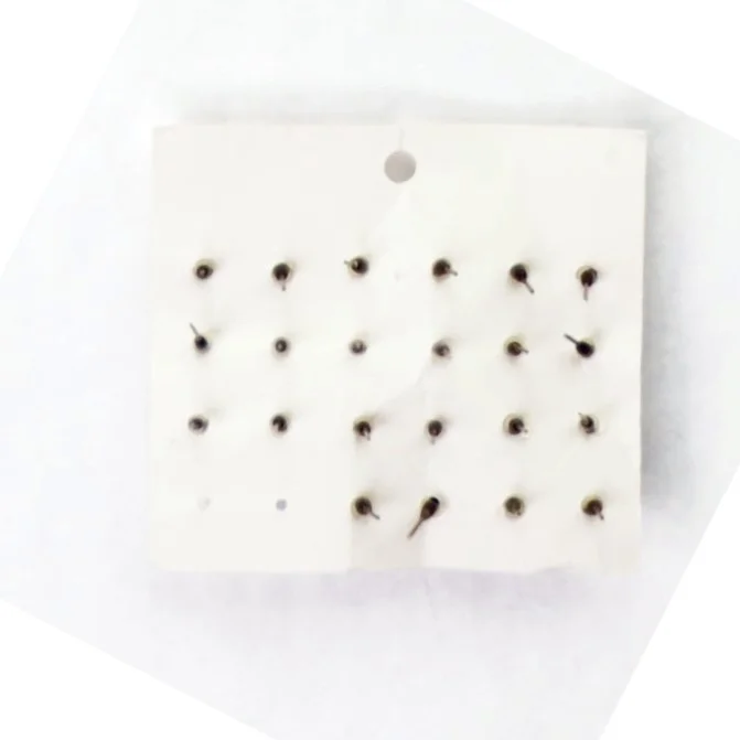 Ørestikker fra Fashion Jury (str. 9 x 8 cm)