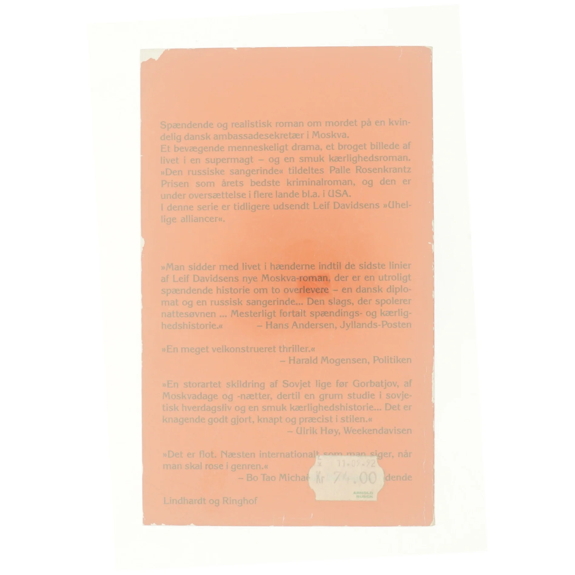 Den russiske Sangerinde af Leif Davidsen