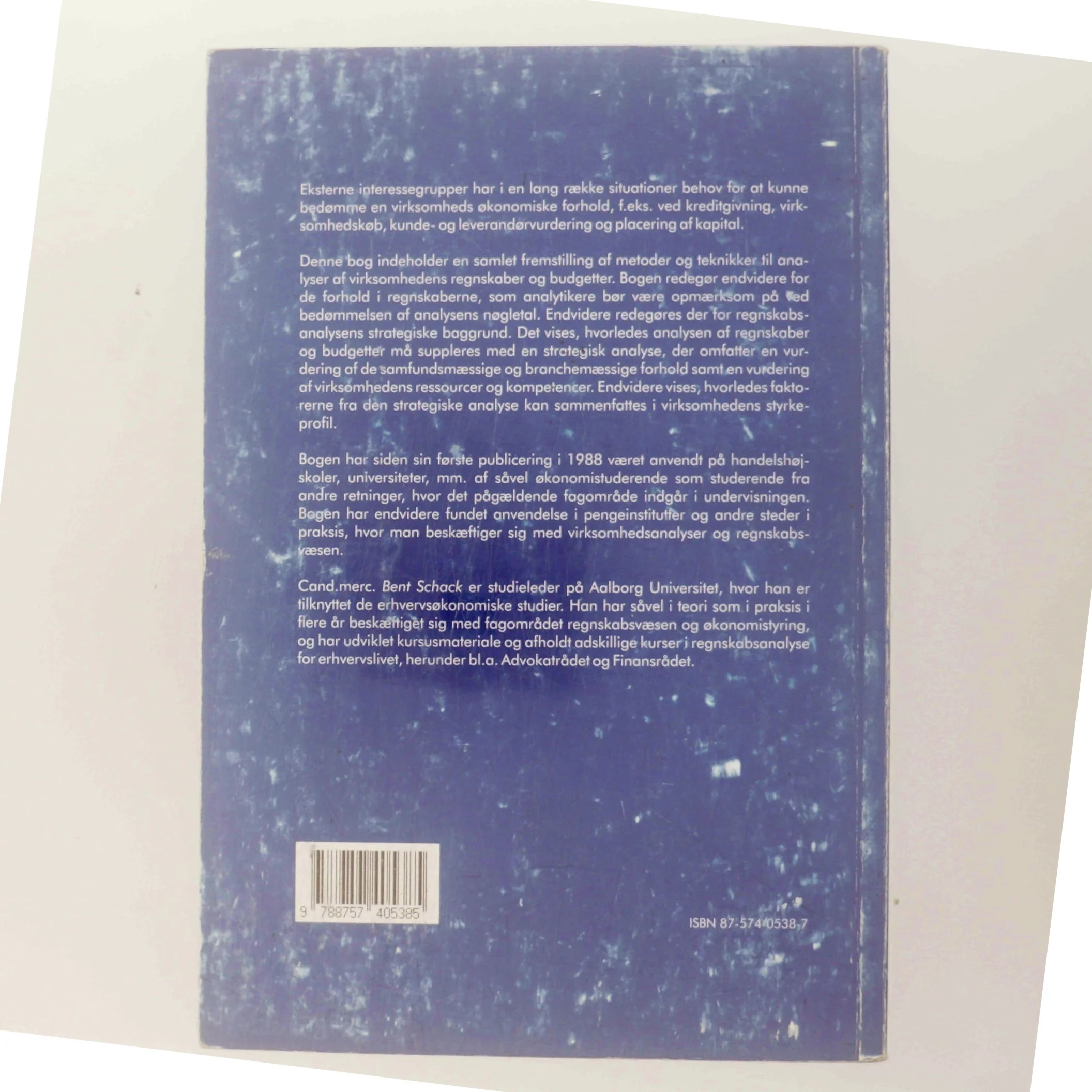 Regnskabsanalyse og virksomhedsbedømmelse af Bent Schack (Bog)