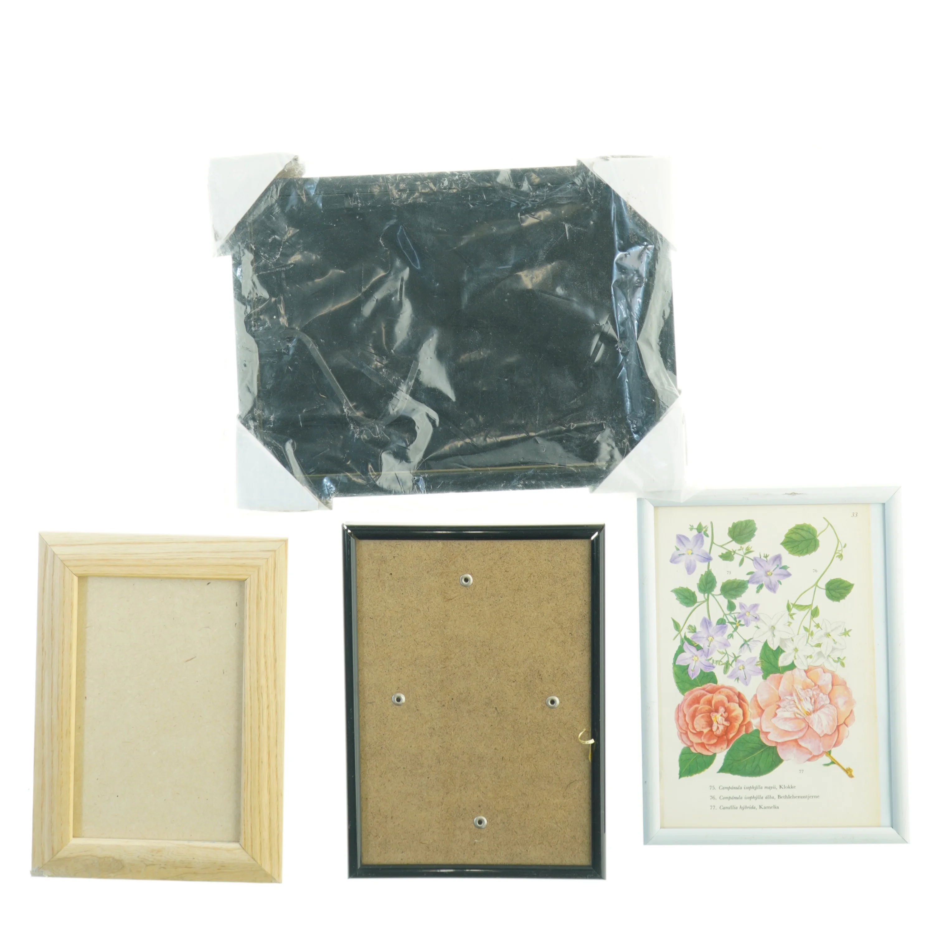 4 Billedrammer (str. 23 x 17 cm og 18 x 13 cm og 19 x 14 cm og 19 x 14 cm)