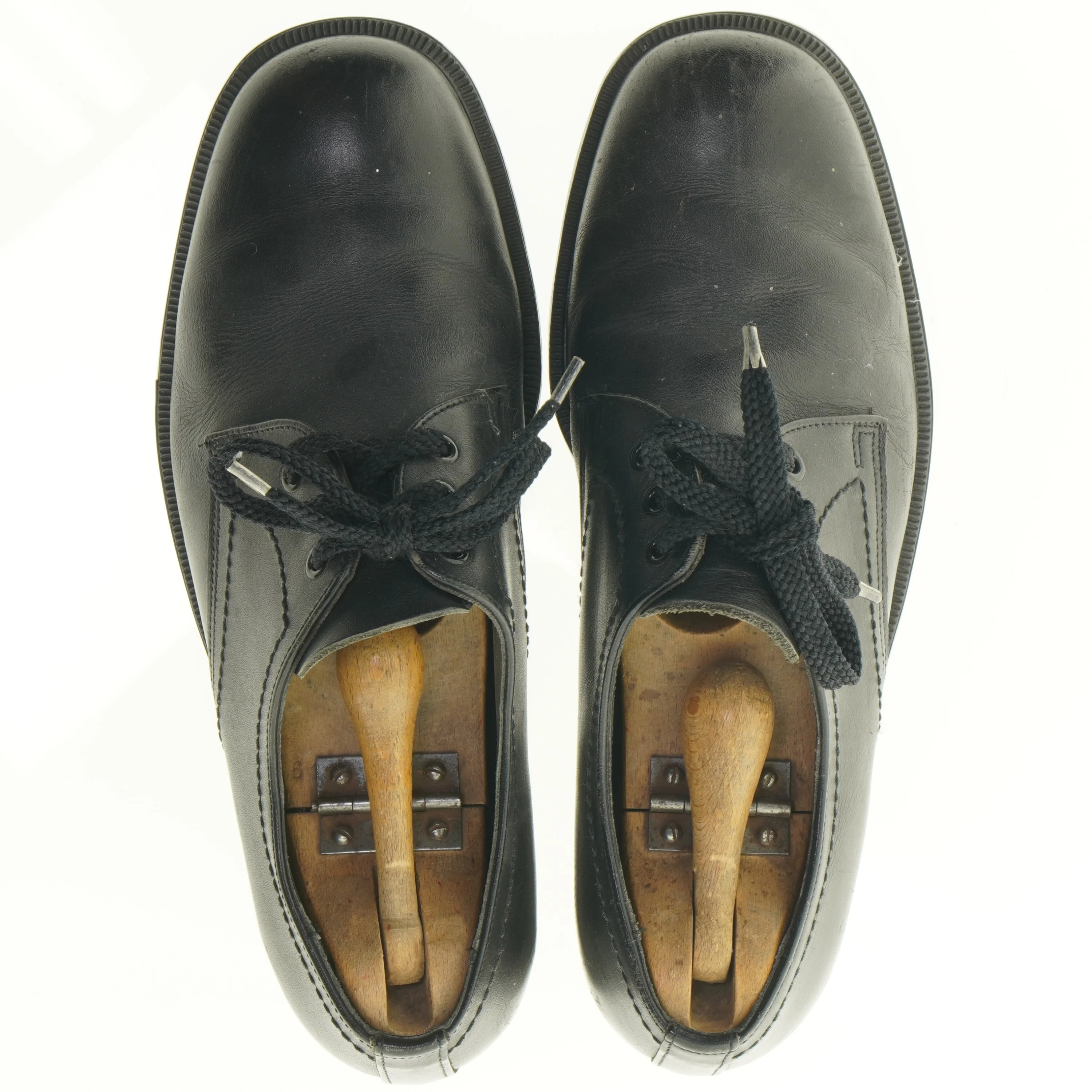 Sko med blok fra Semperit (str. 42)