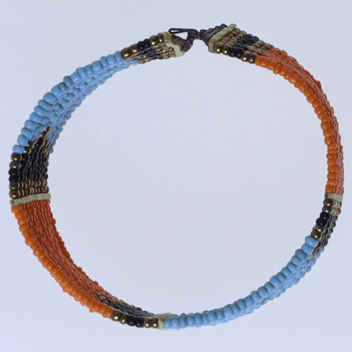 Perlearmbånd (str. Ø 7 cm)