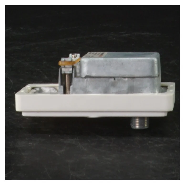 TV/FM/DATA stikdåse (str. 7,5 x 5 cm)