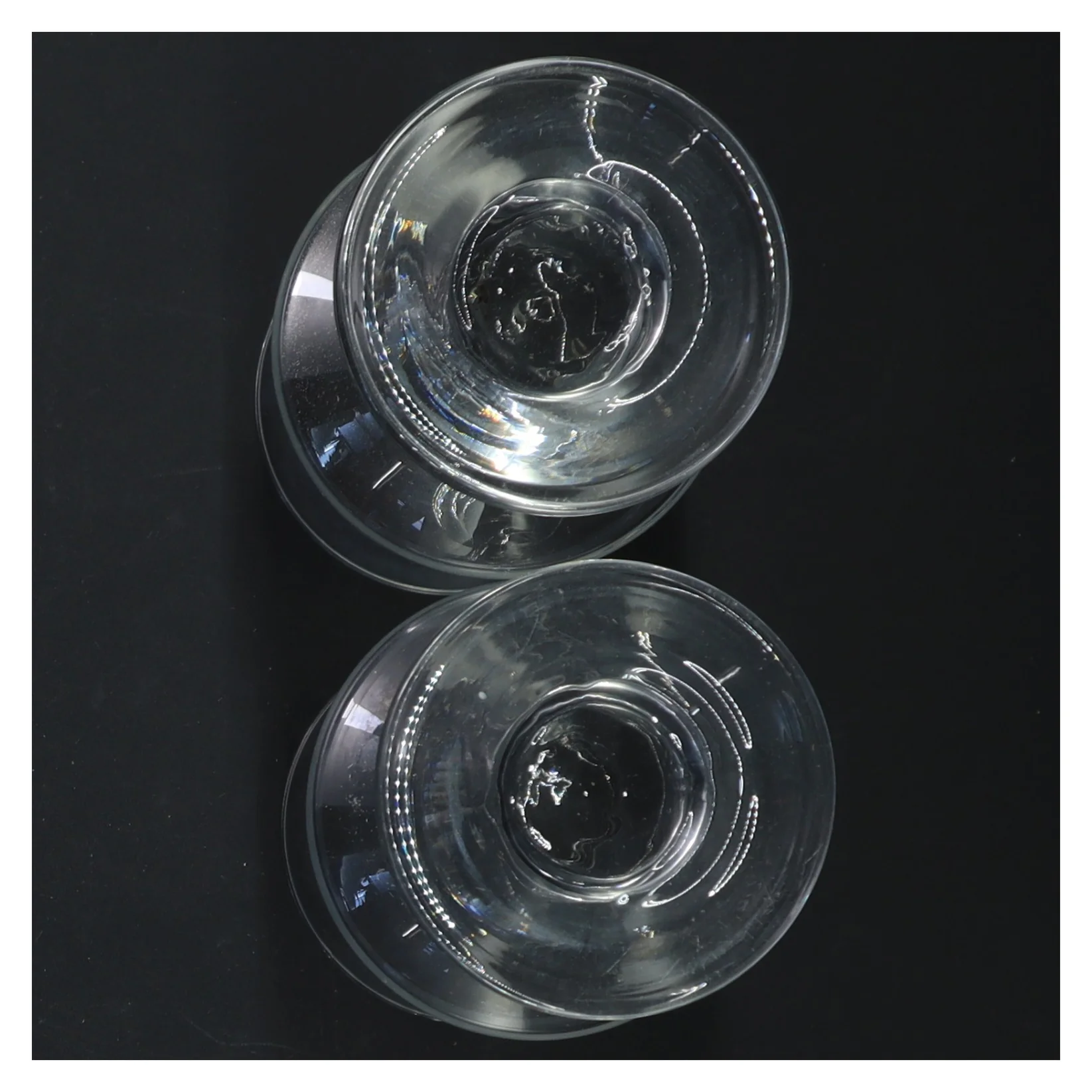 Sæt med to glas (str. 13,5 cm. 2 styk)