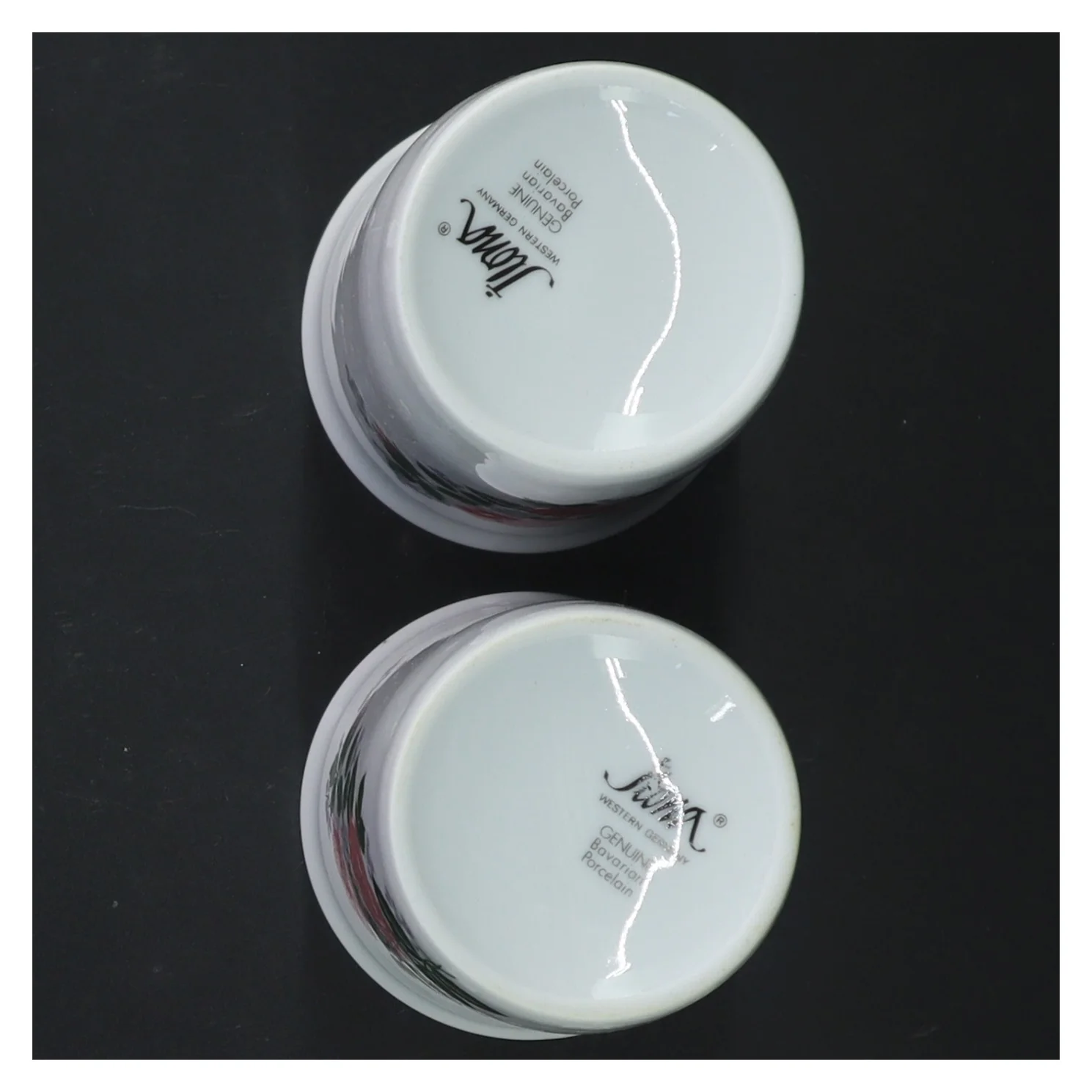 Porcelænsbadeværelsessæt med rosendesign fra Jlona (str. Kop, 10 cm)