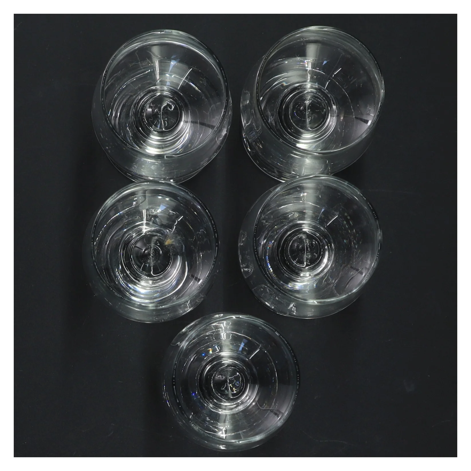 5 glas (str. H 9 cm. ø. 4,5 cm)