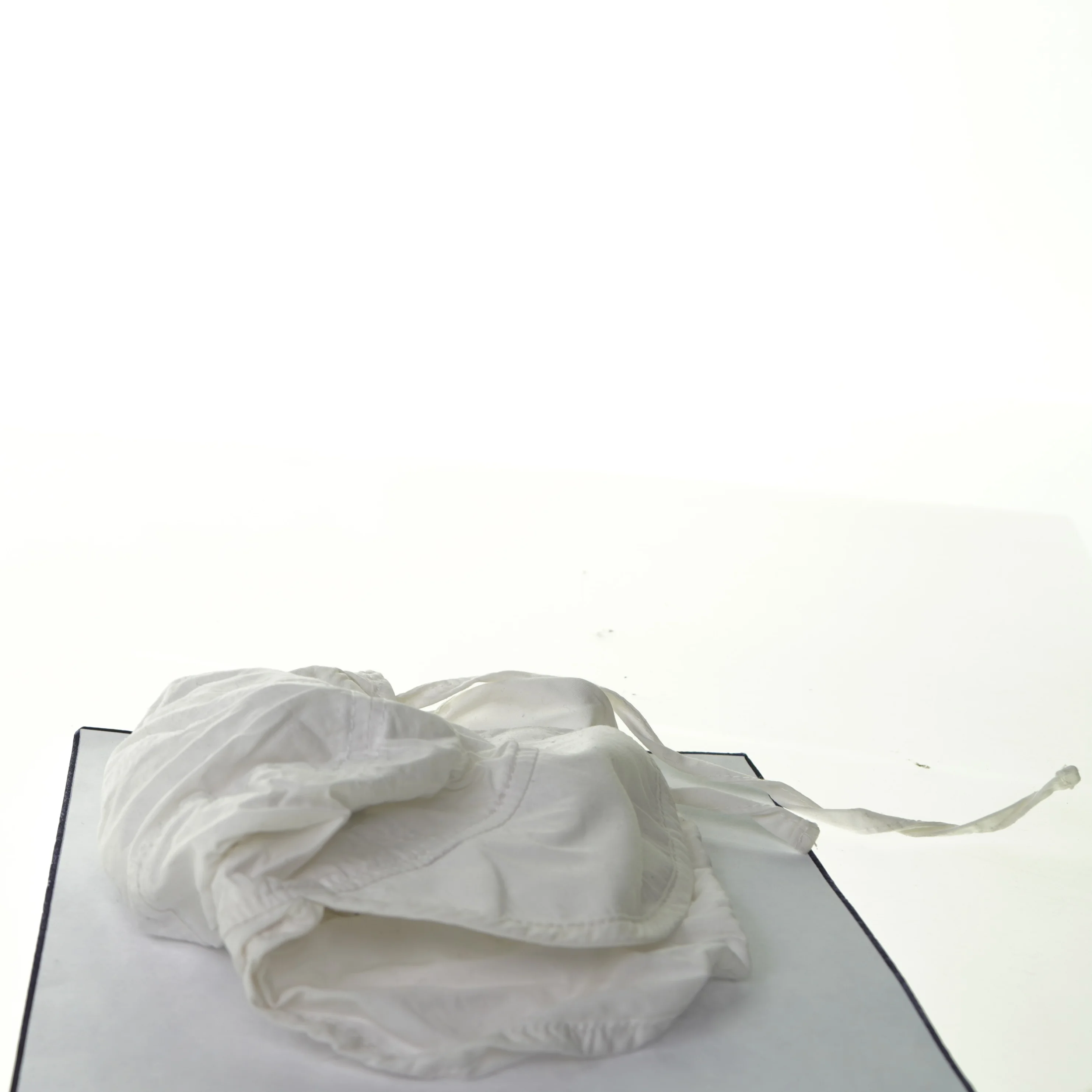 solhat fra Wheat (str. 44)