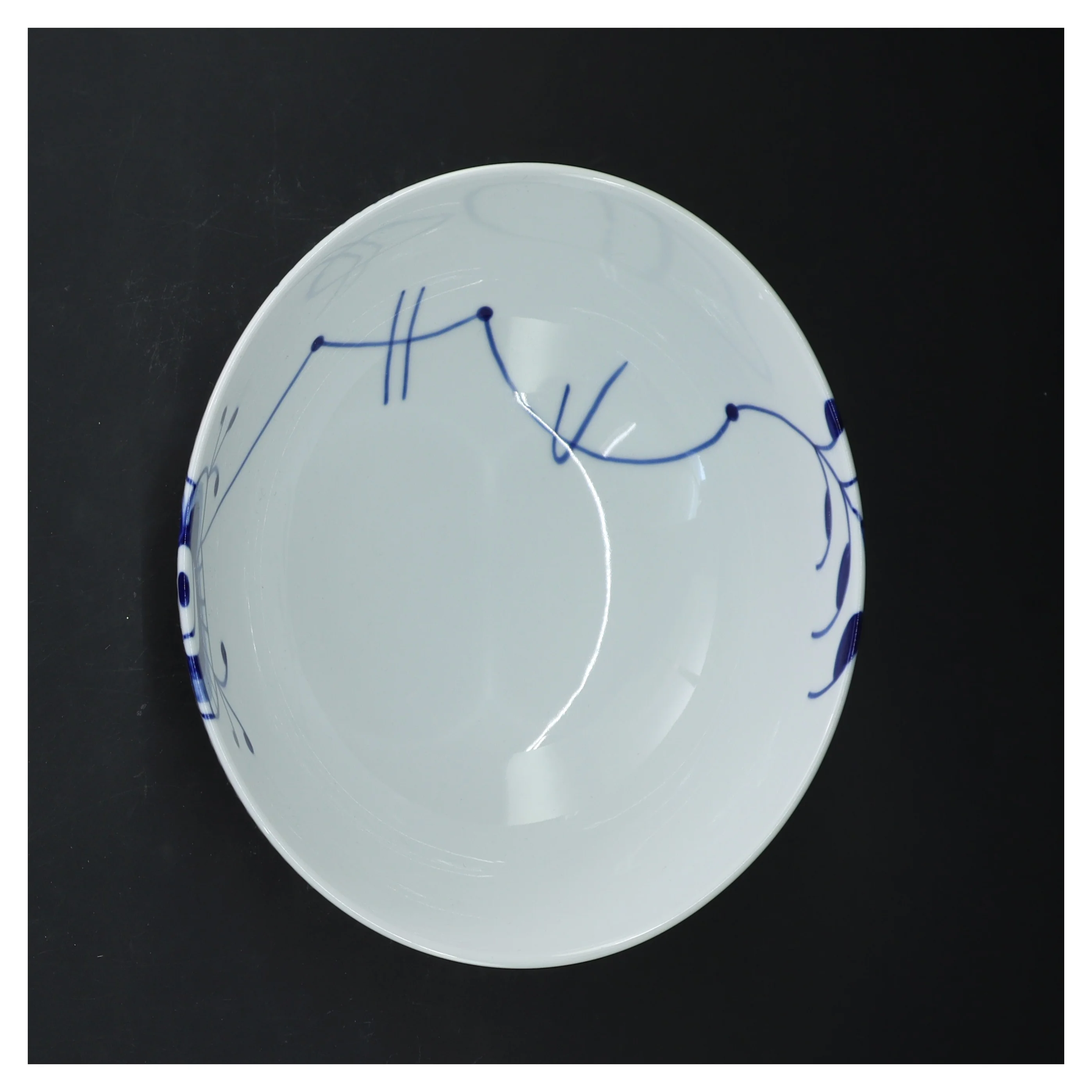 Mega musselmalet skål 18 cm.